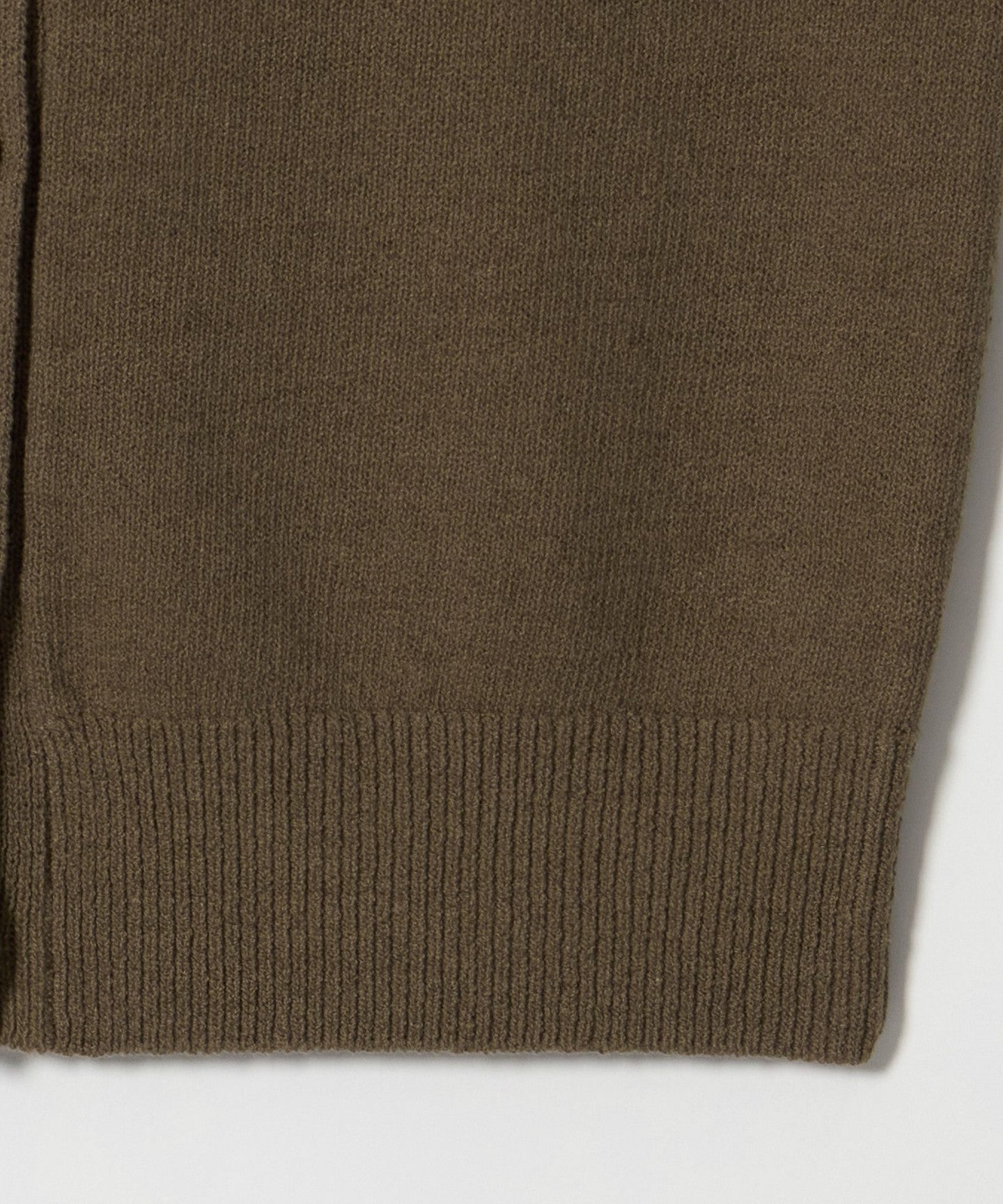 82181000020-d17.jpg