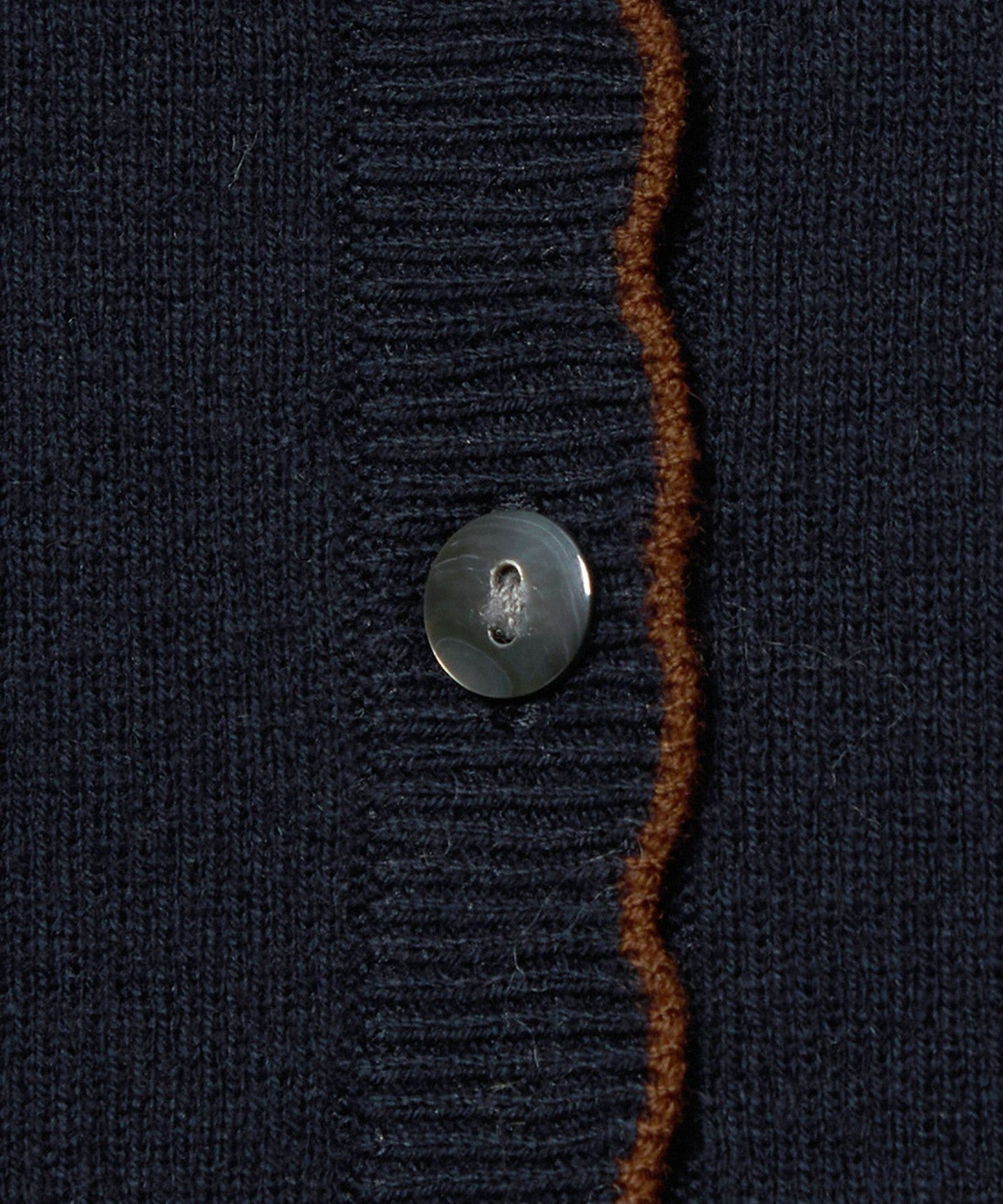 82181990252-d18.jpg