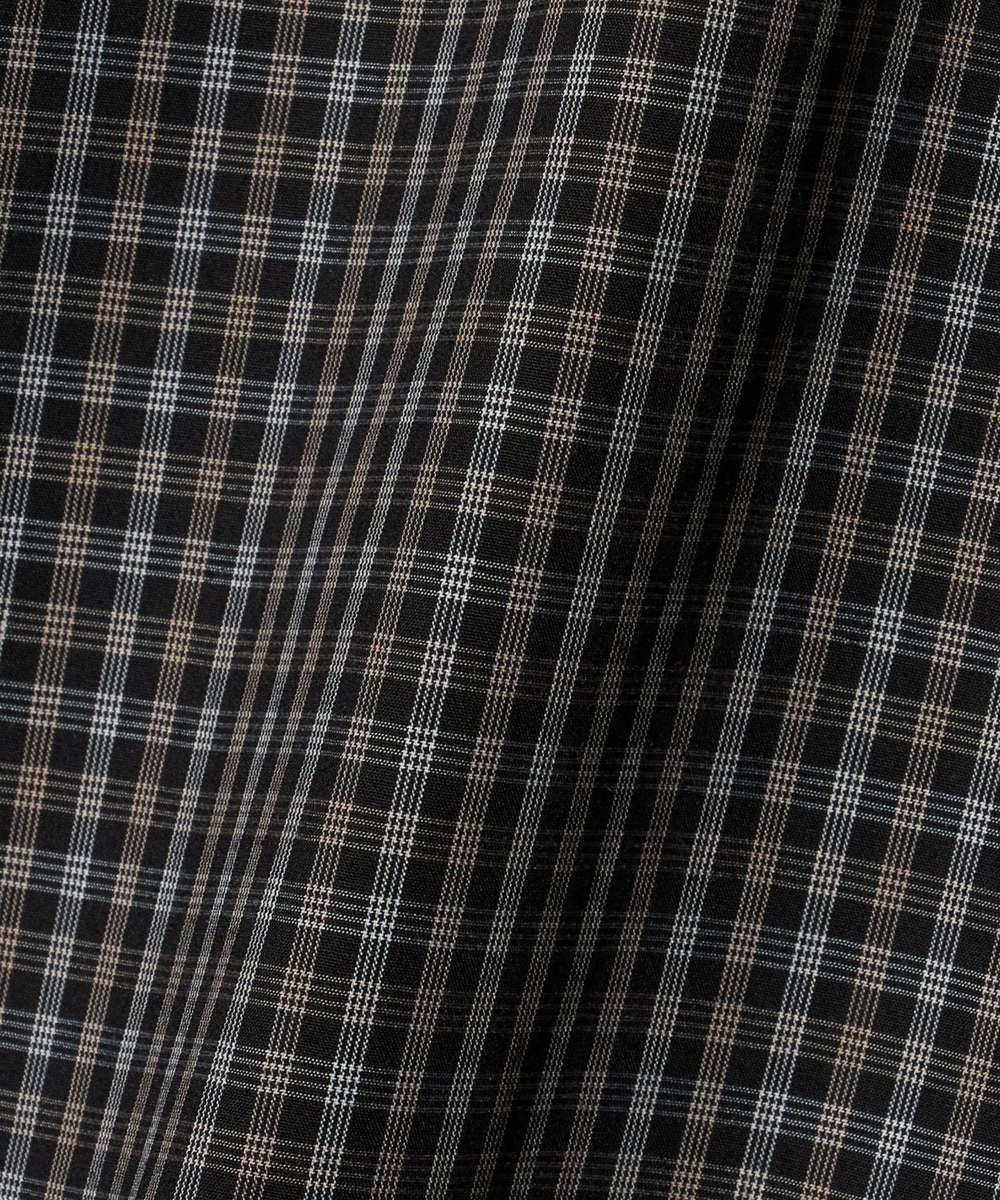 82212000006-d20.jpg