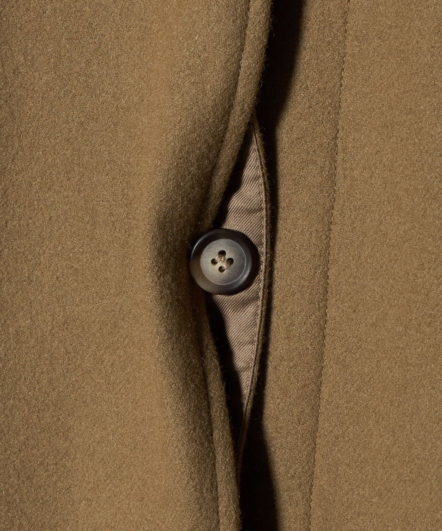 82221000000-d05.jpg