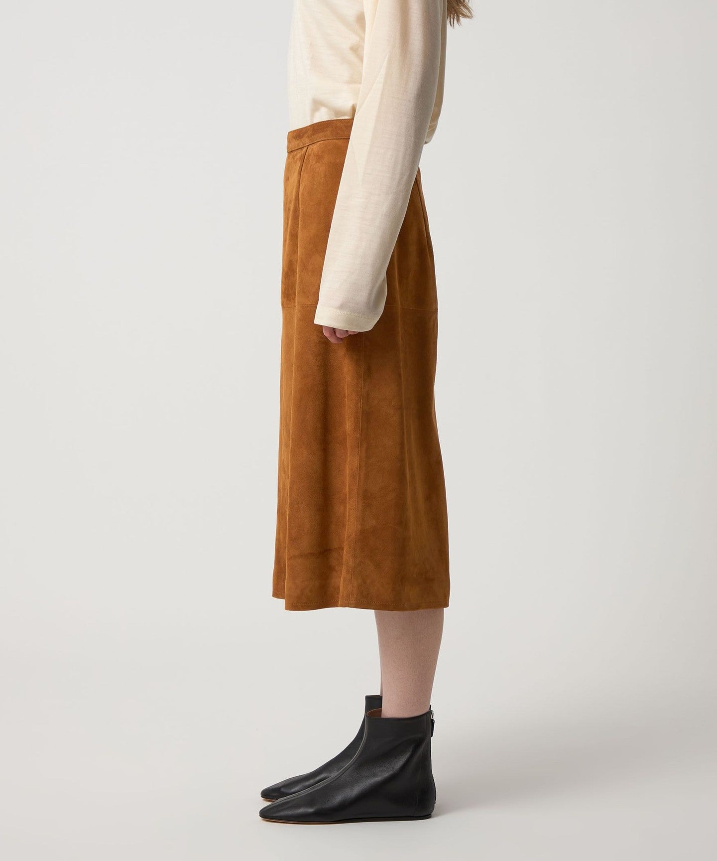 82241990306-d05.jpg