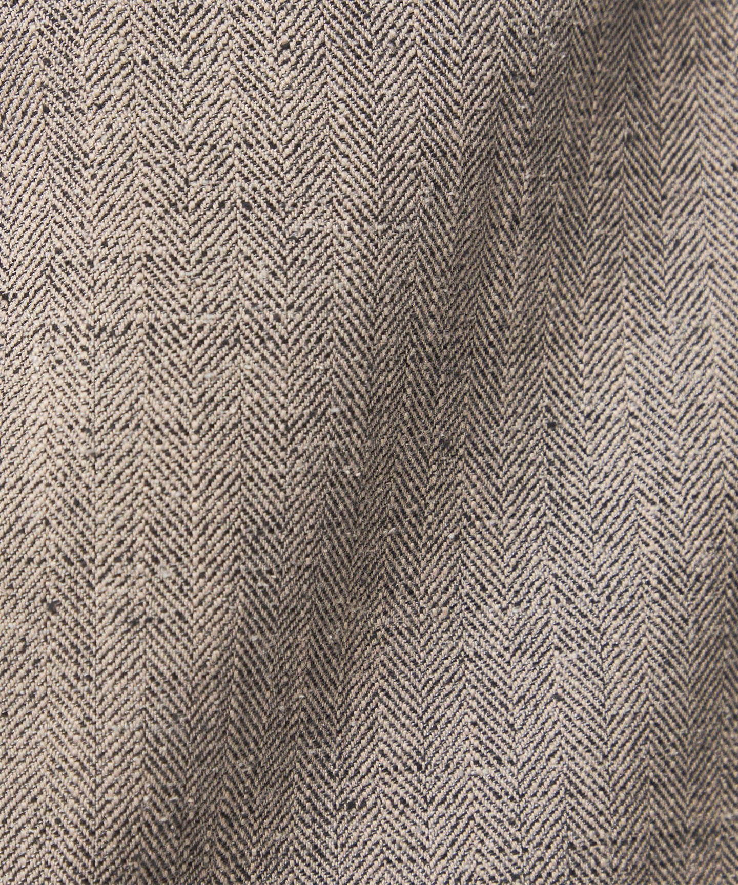 82242000013-d19.jpg