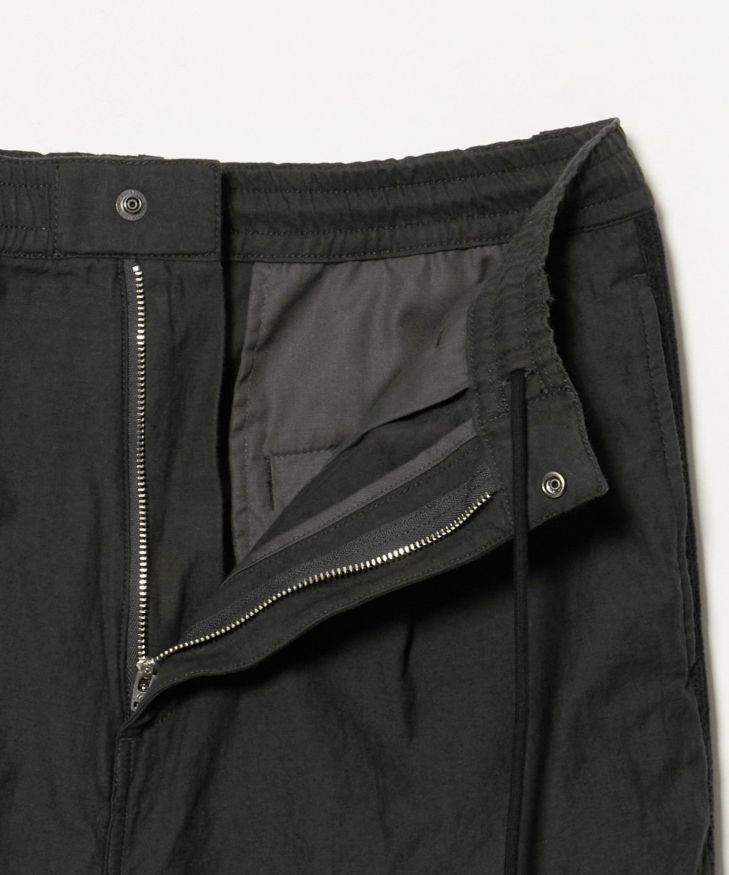 83141000022-d44.jpg