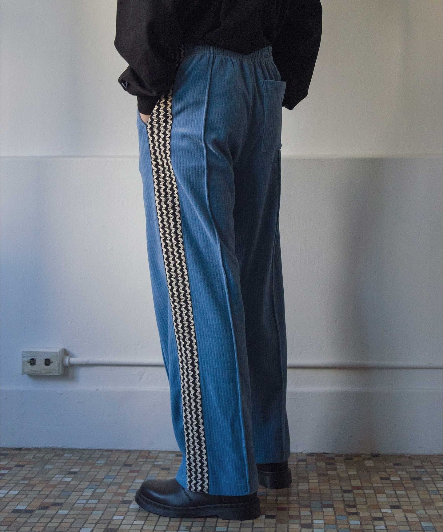 83146991746-d15.jpg