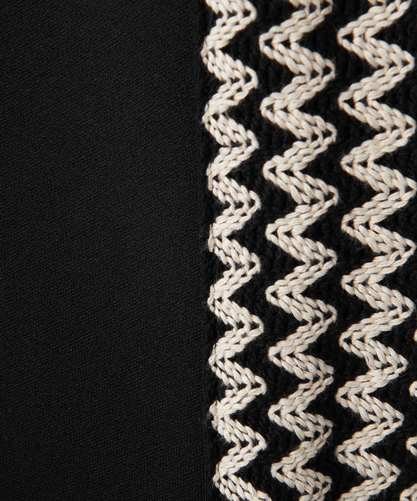 83146991853-d28.jpg