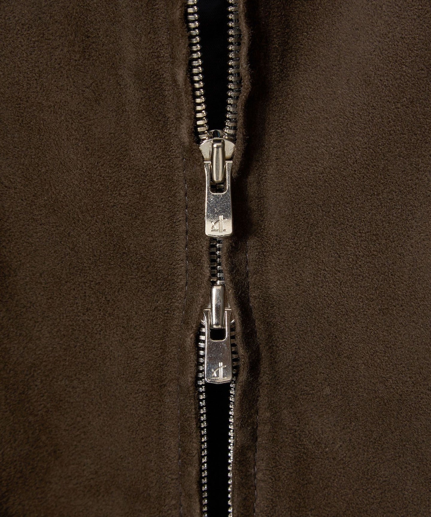 83251992024-d19.jpg