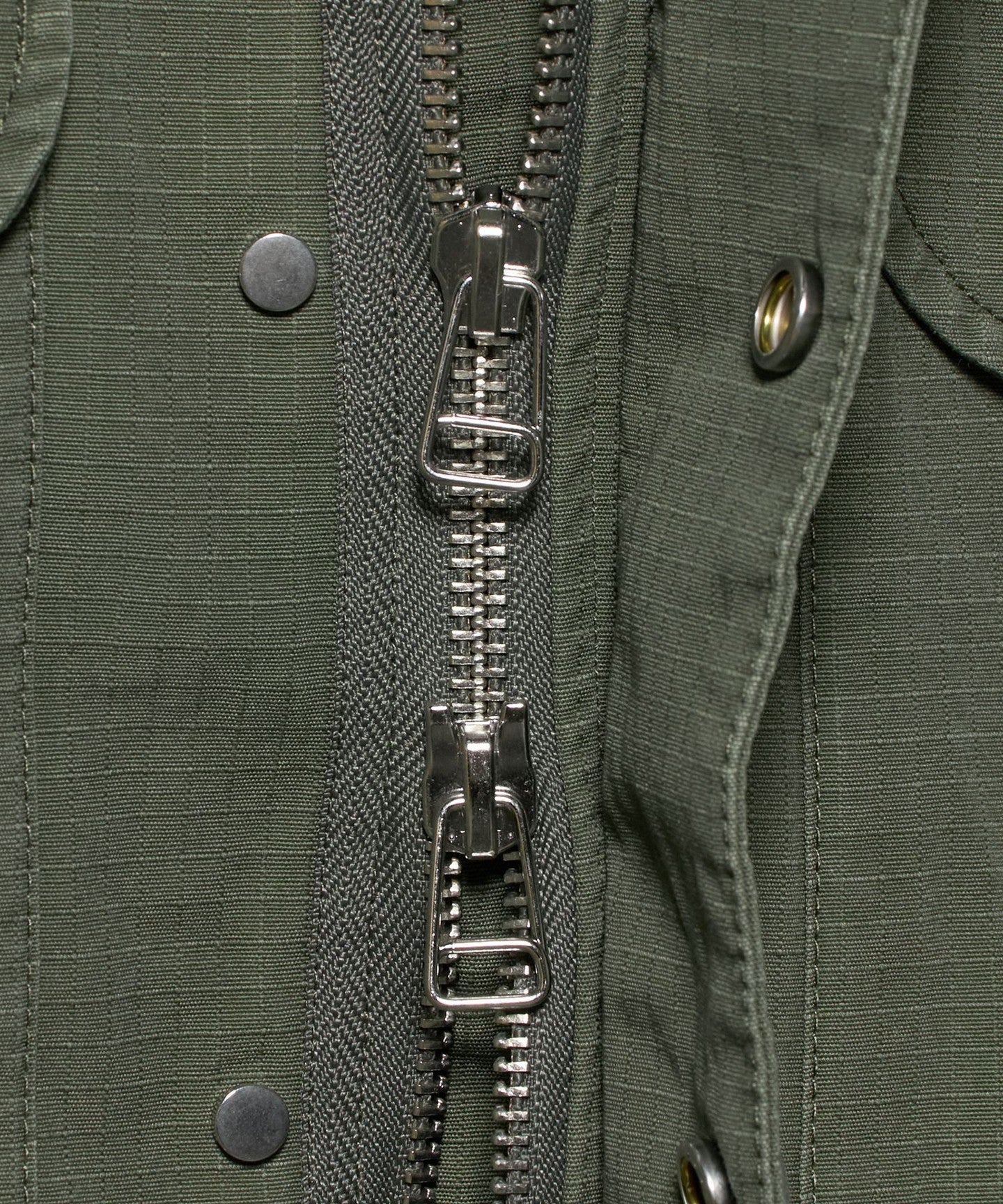 83255000031-d07.jpg
