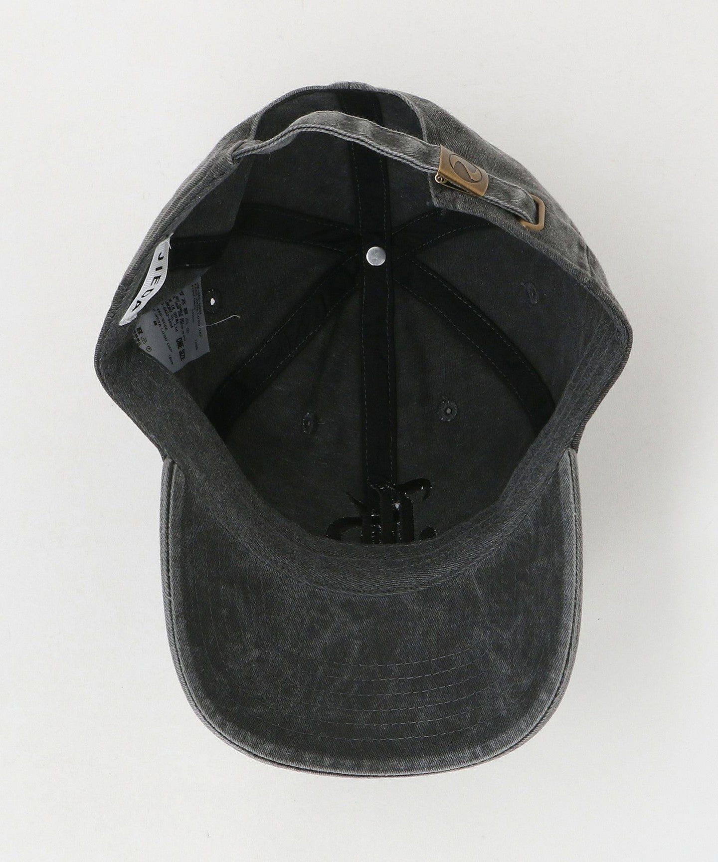 83385000016-d05.jpg