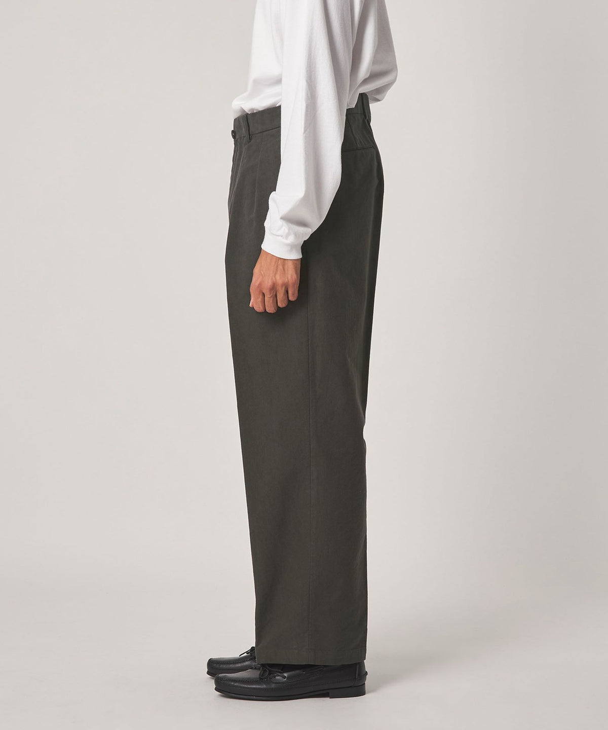 ＜Steven Alan＞ 輕薄絨面棉 內雙褶 西裝褲 II
