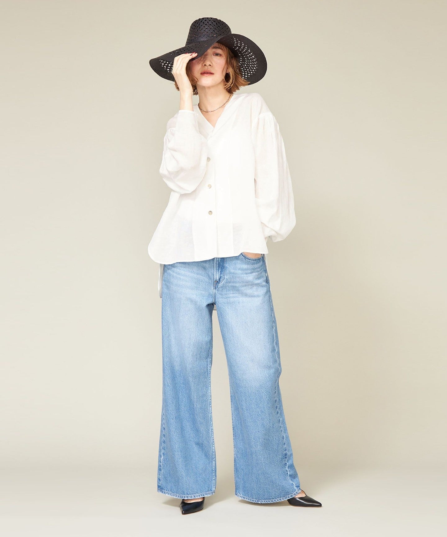 conte ]透膚V領 BLOUSE - UNITED ARROWS