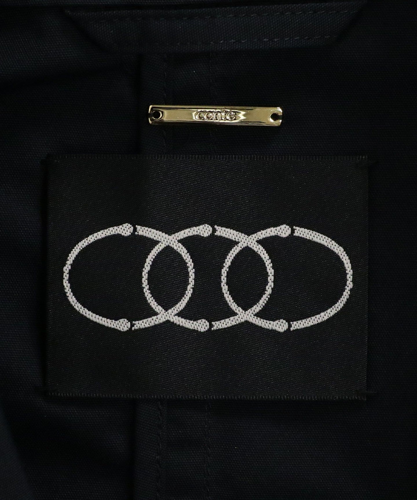85251000009-d21.jpg