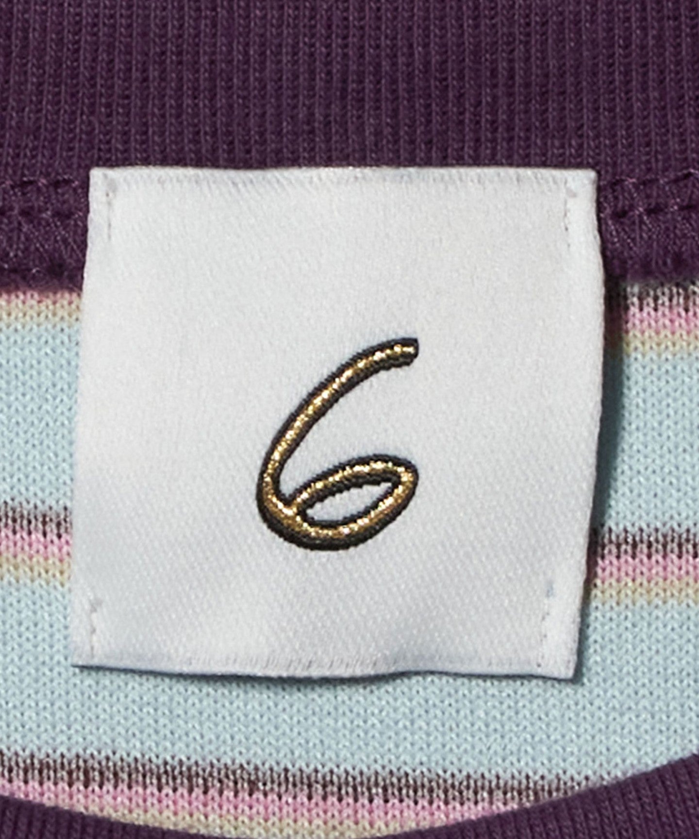 86122000015-d13.jpg