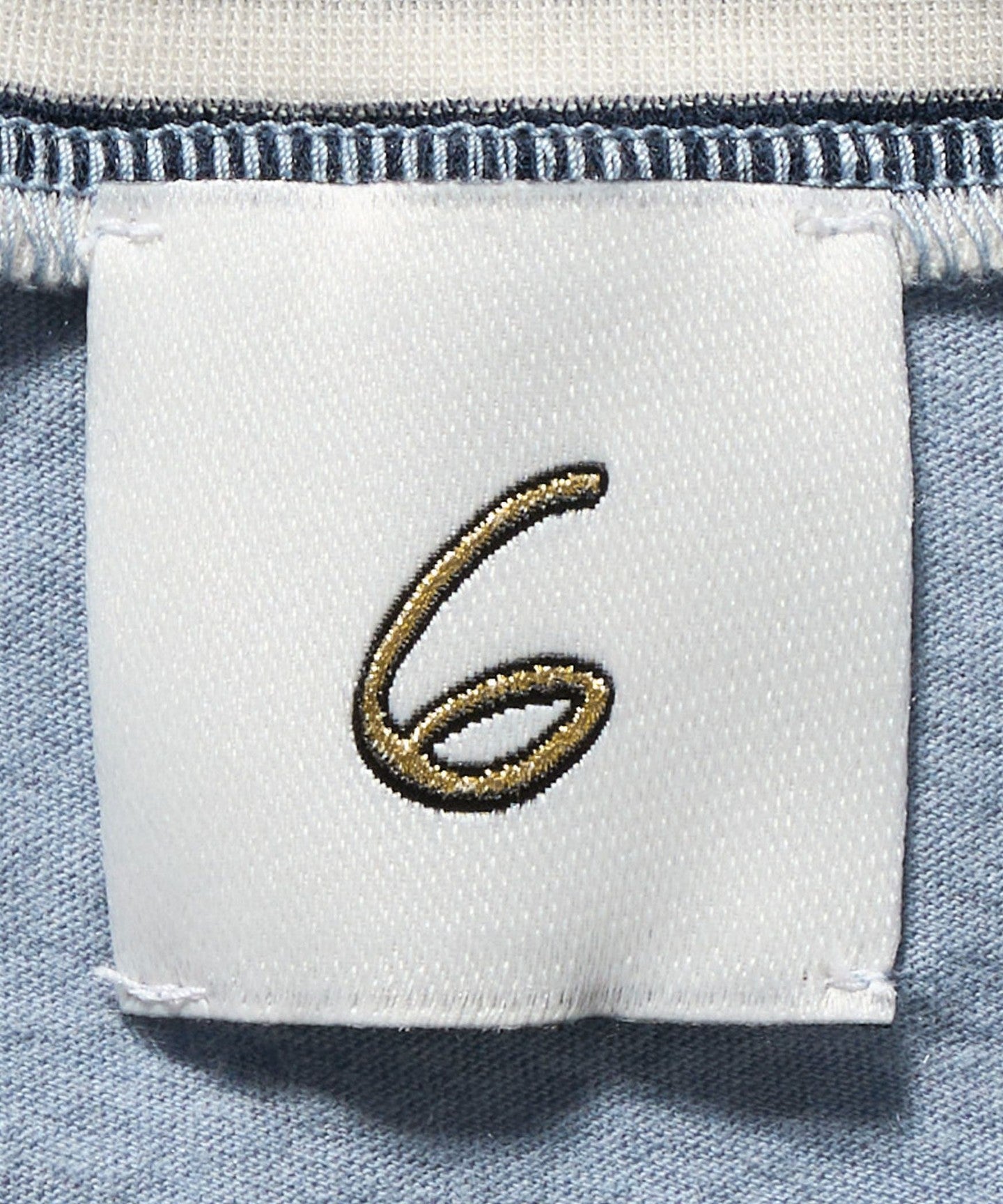 86122000018-d10.jpg