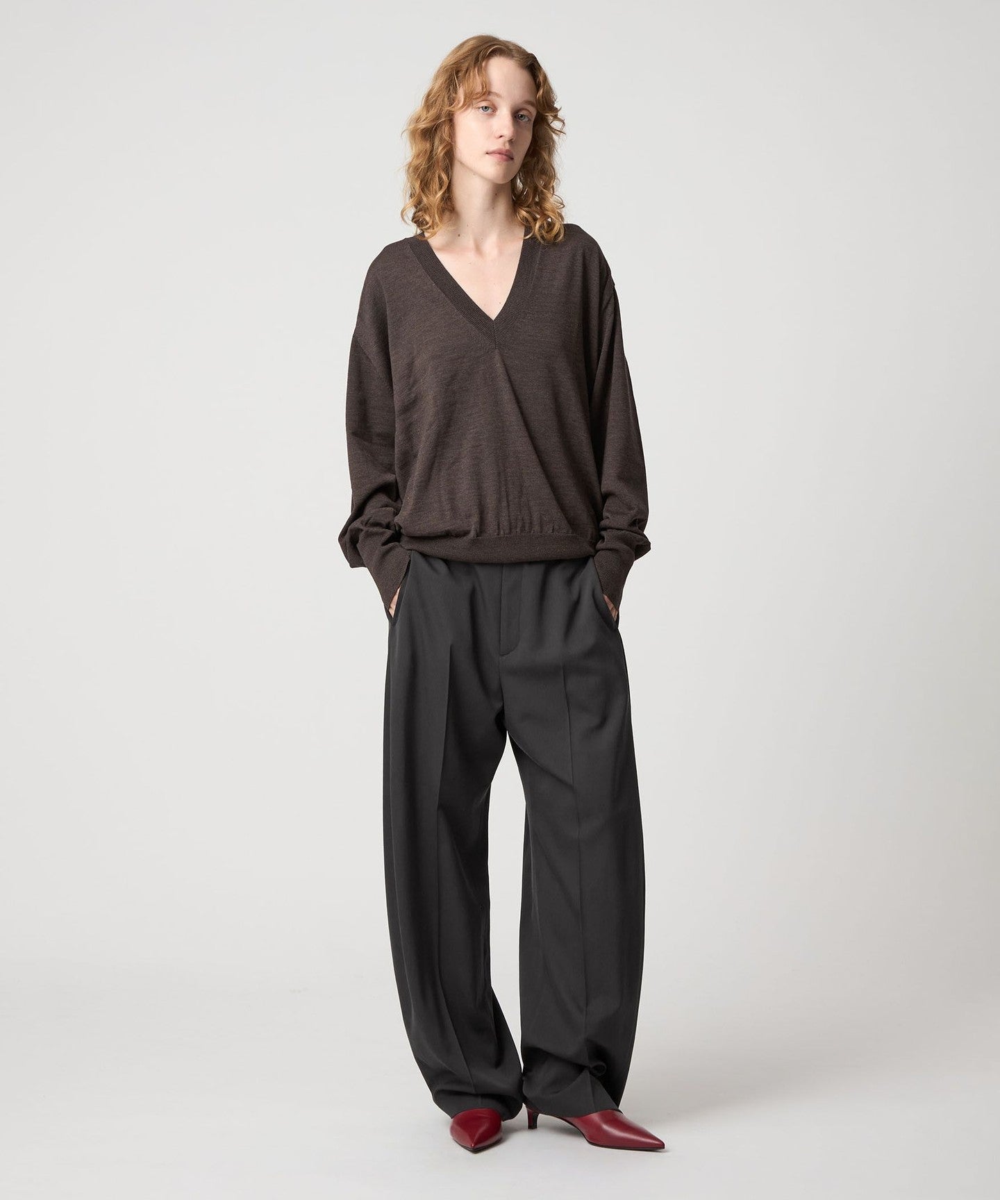 Exclusive] [BATONER × seya. × 6] High Gauge V-Neck KNIT - UNITED