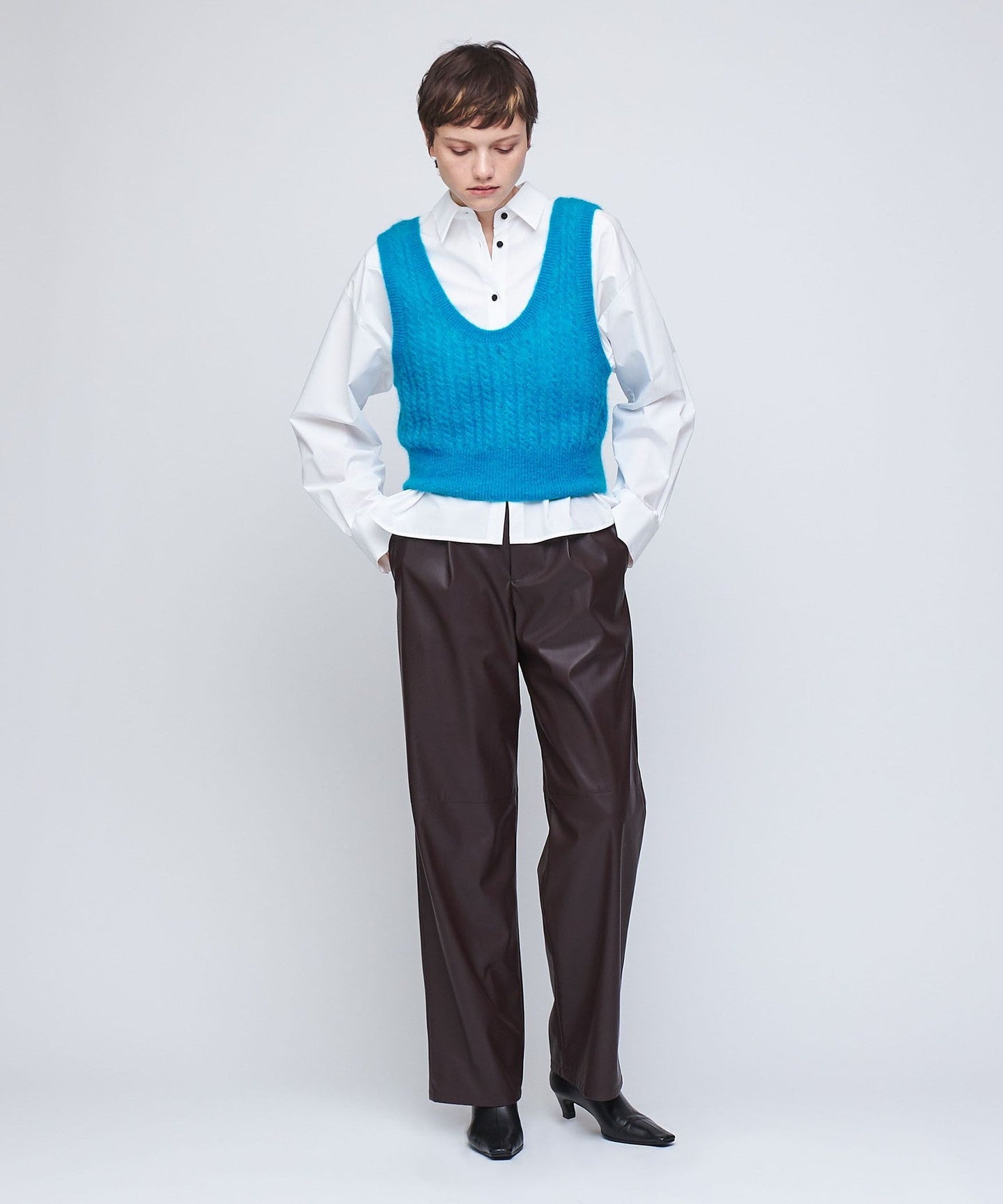87146990140-d06.jpg