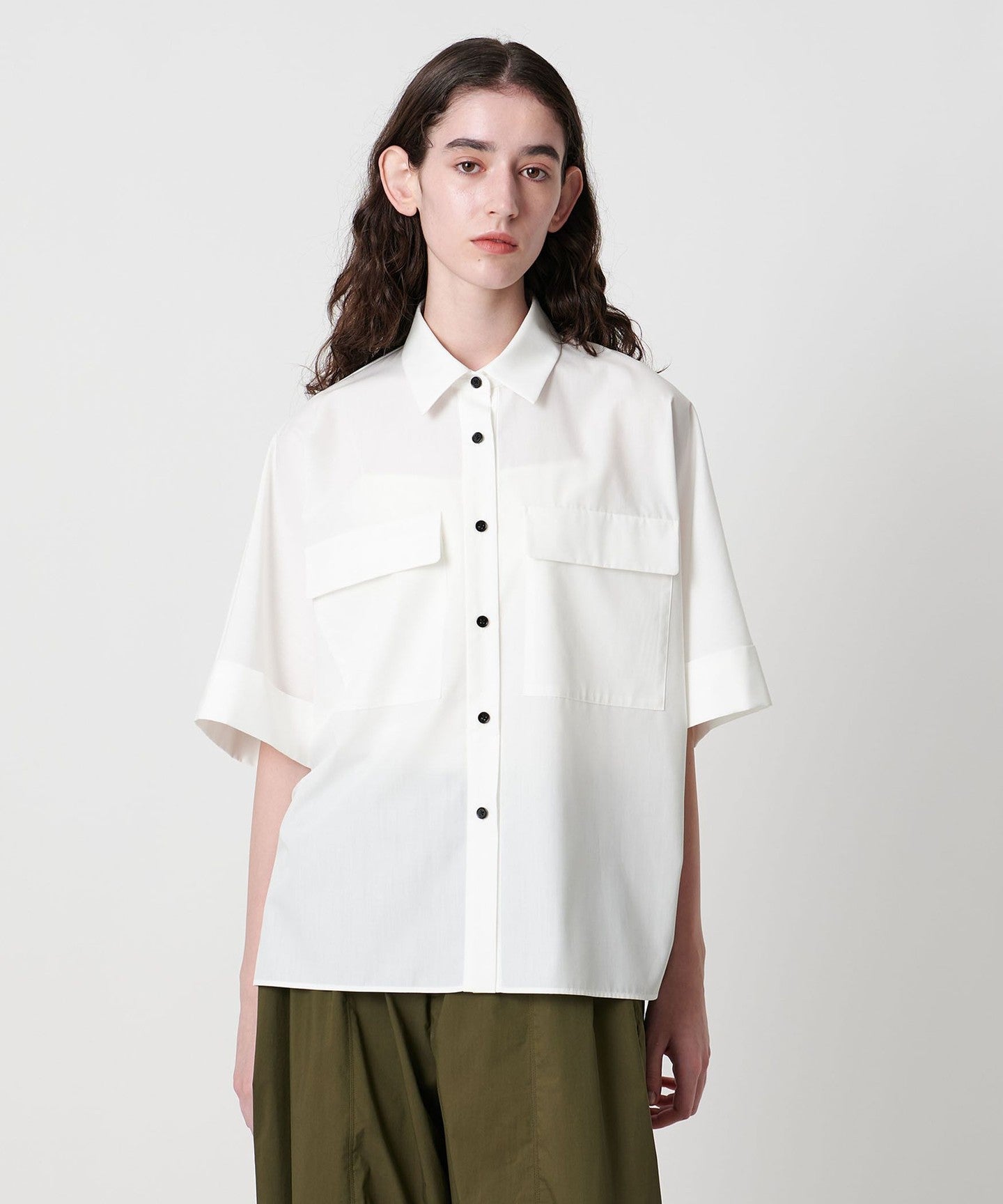 AEWEN MATOPH ]口袋斗篷袖 SHIRT2 - UNITED ARROWS