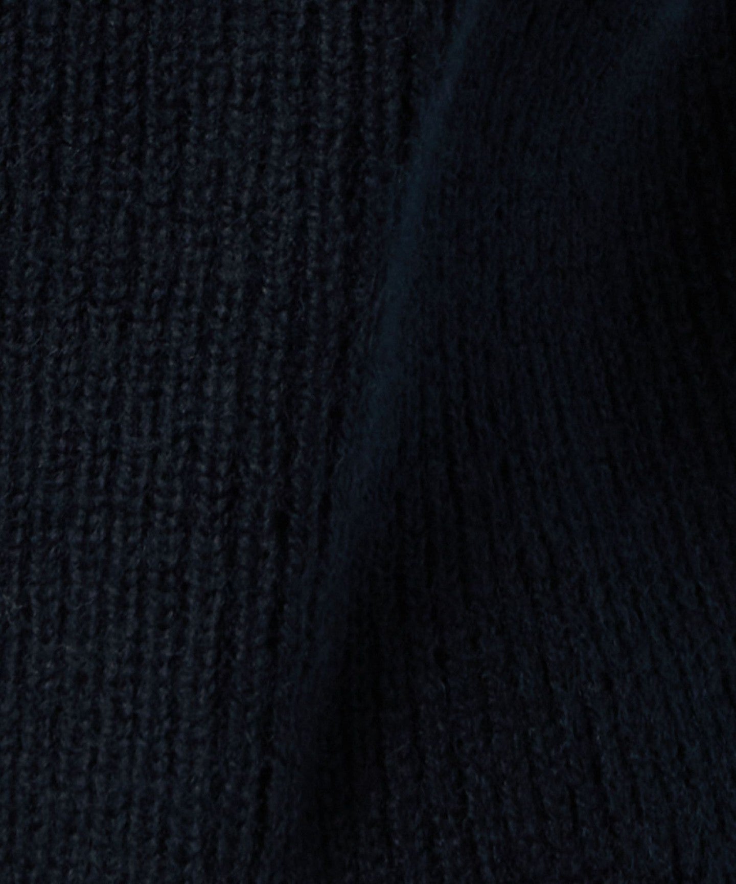 88181990025-d14.jpg