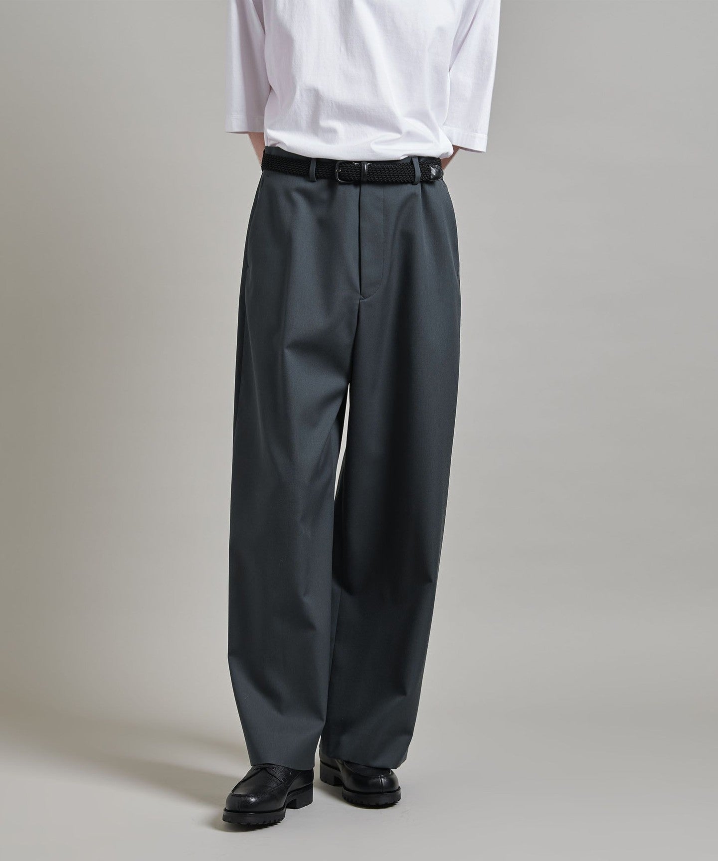 LOEFFWool Gabardine Wide PANTS MEN 'S - UNITED ARROWS