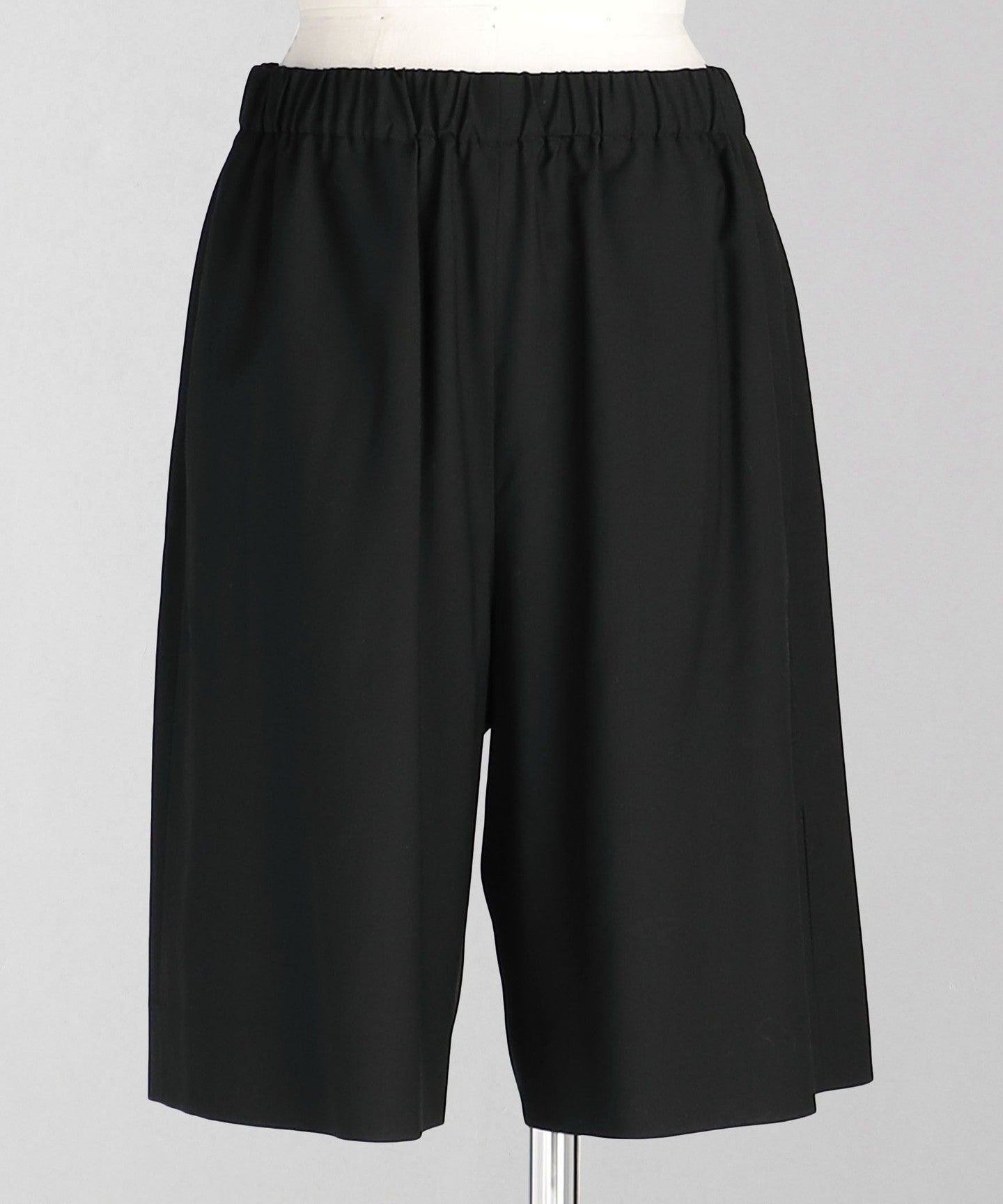 LOEFF＞トロピカルウール ショーツ MEN'S