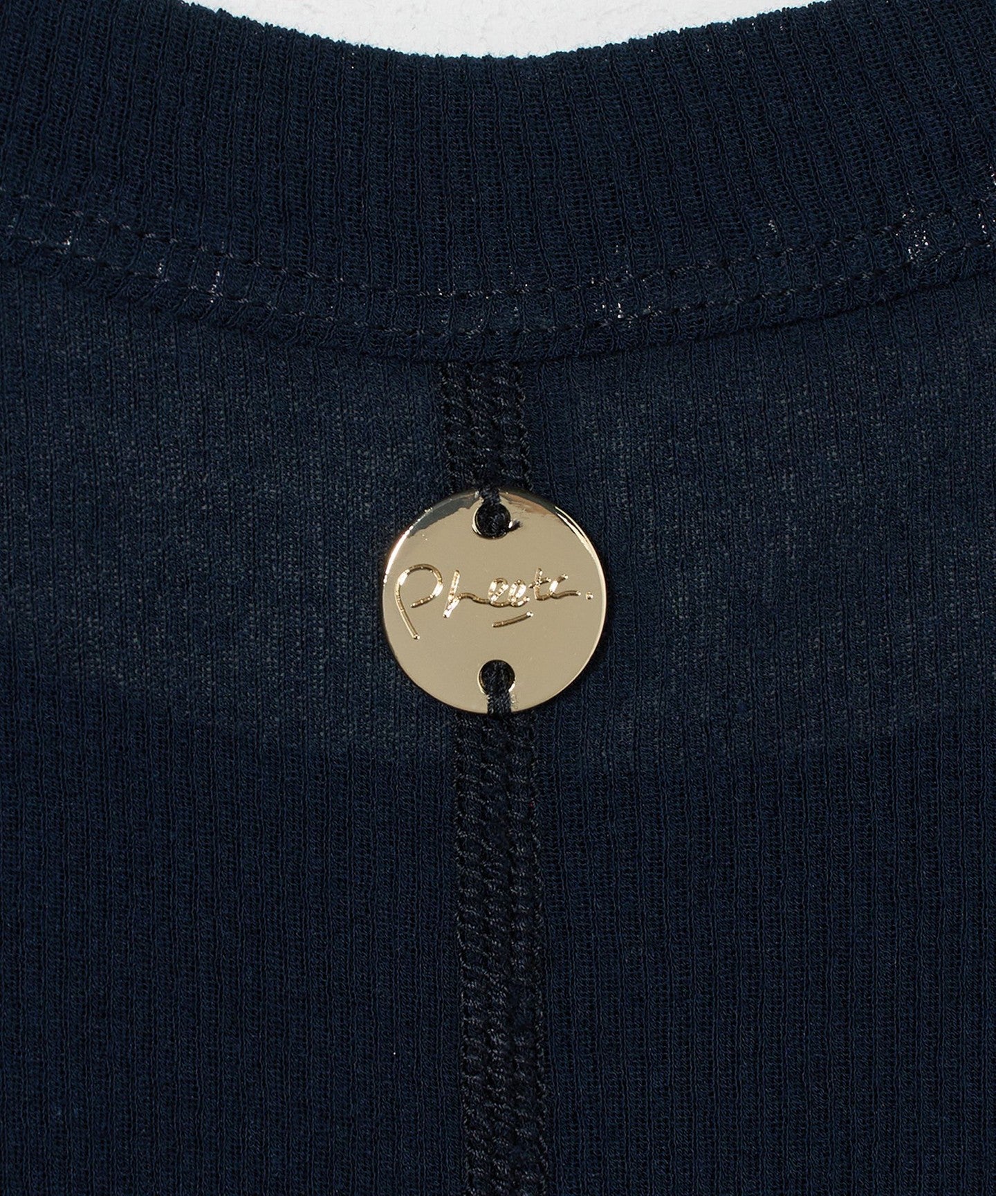 89176990017-d24.jpg