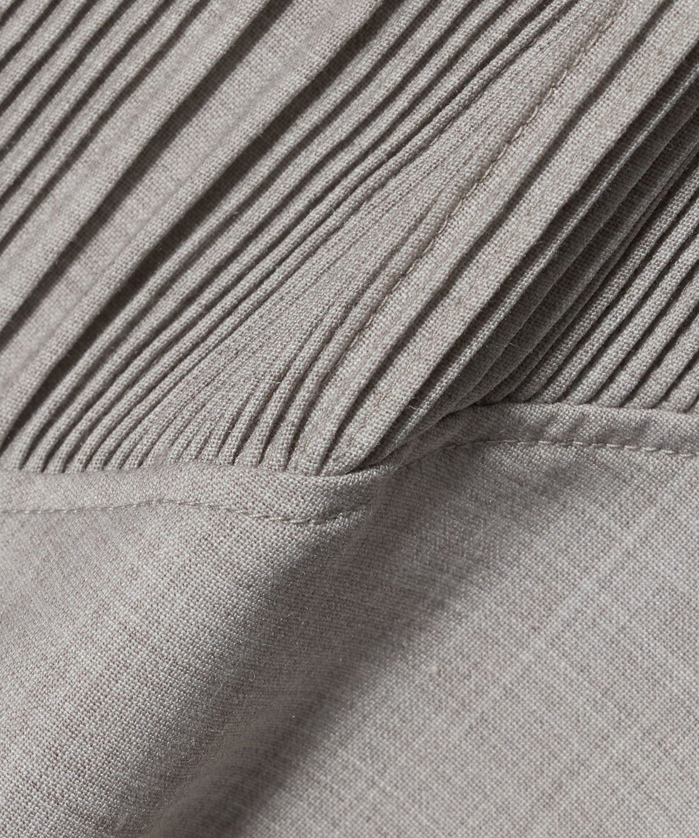 89226000007-d26.jpg