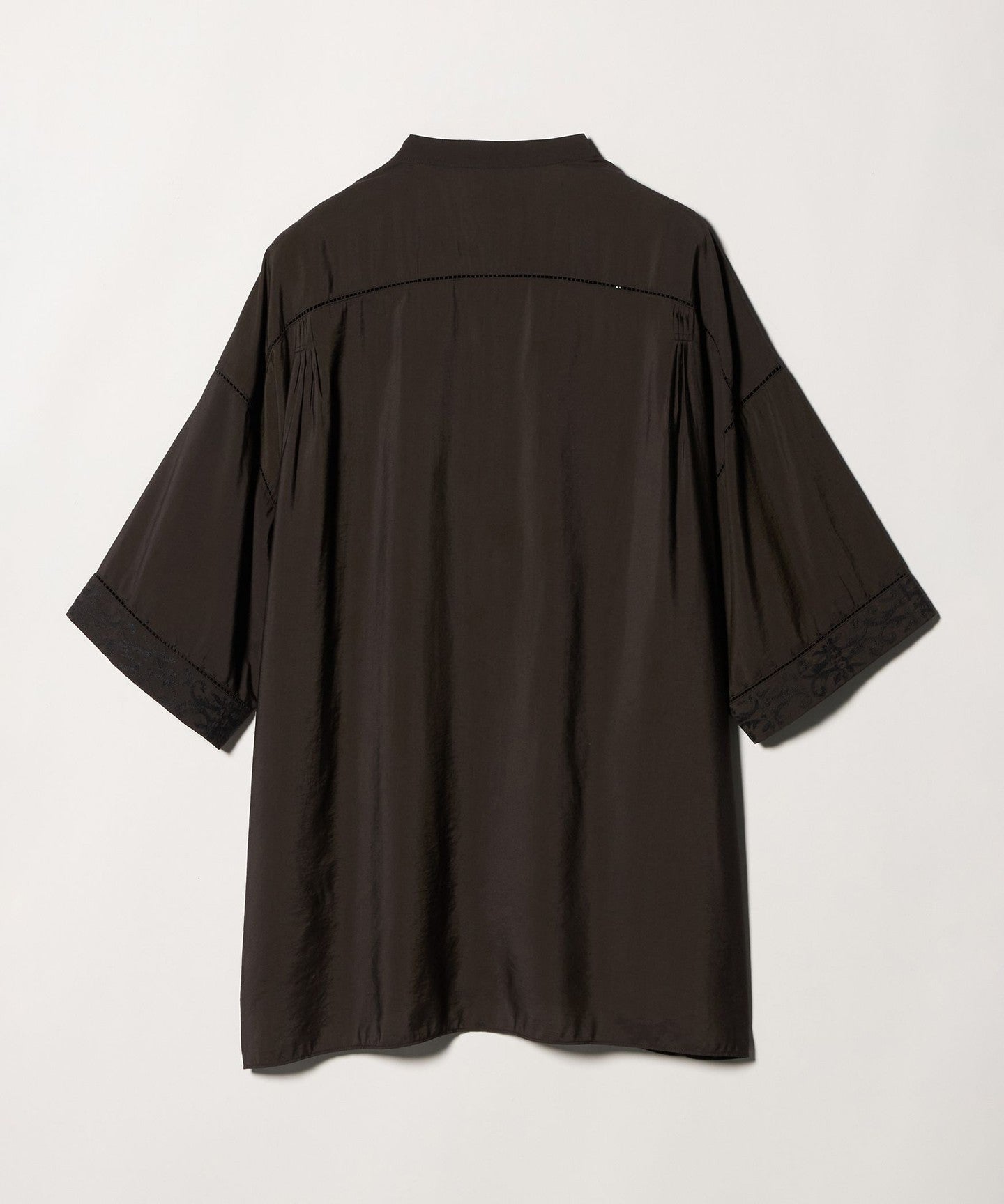 89516000020-d11.jpg