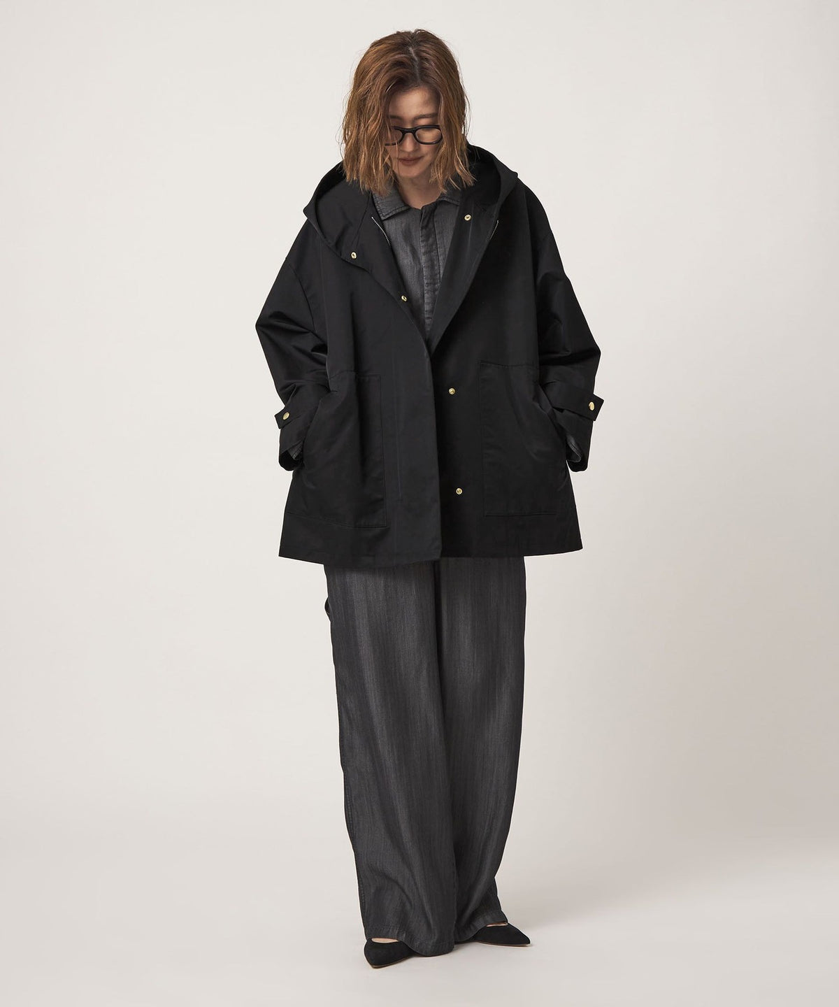 <conte> Hooded Short Coat