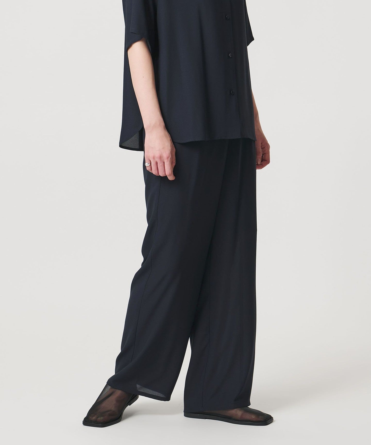 91146000022-d01.jpg