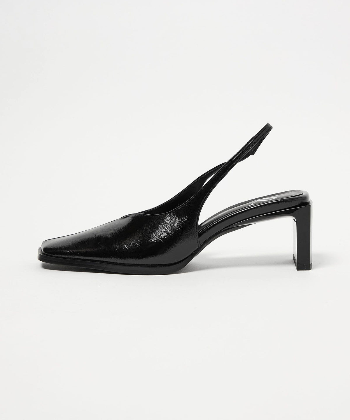 <SY> Square Edge Heel Back-Strap Pumps 55