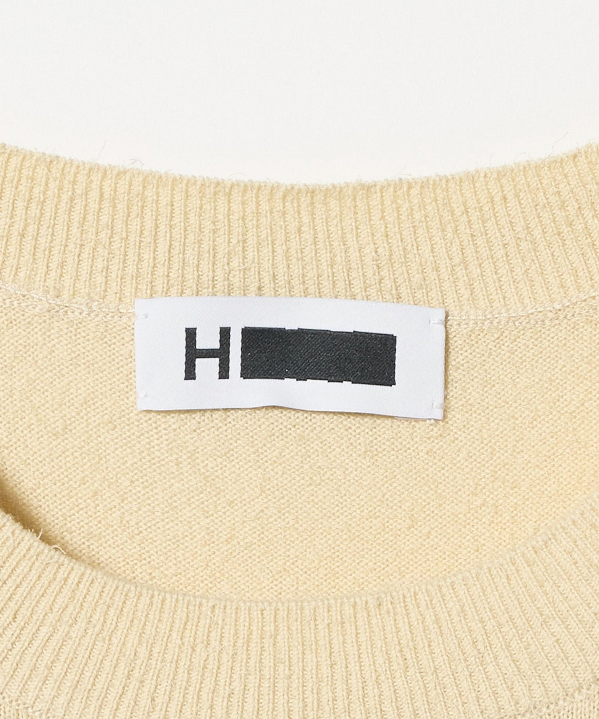 ＜H＞ Pull ras-du-cou à manches courtes en coton torsadé
