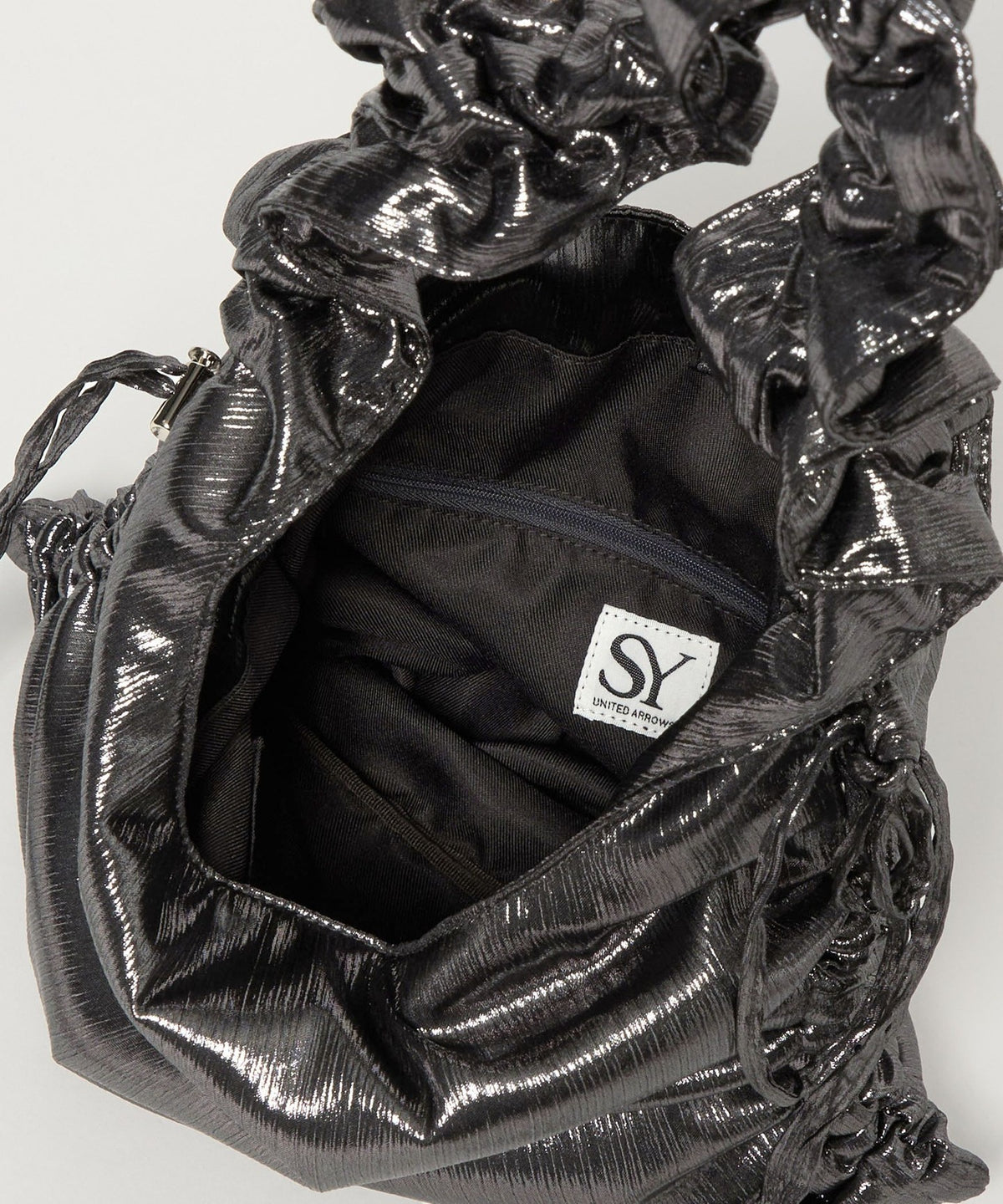 <SY> Gathered Tote