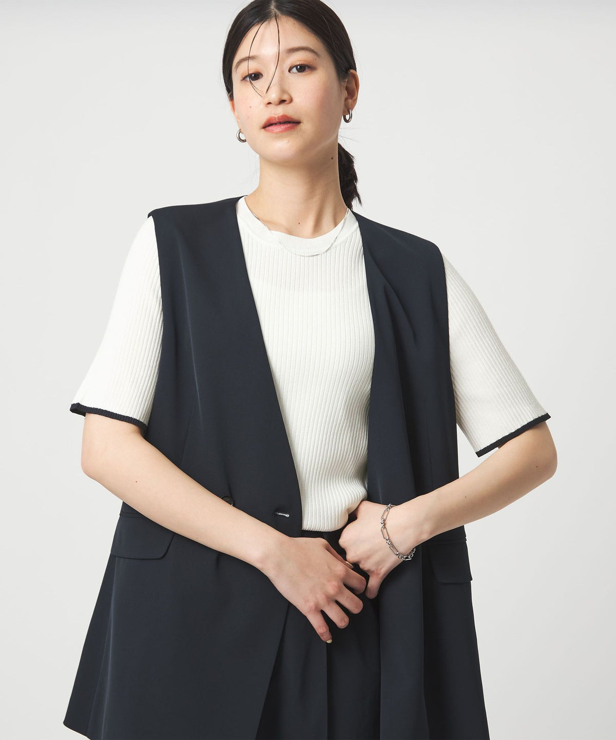 [WEB Exclusive] <at ease> Bicolor Sleeve Half-Sleeve Pullover Knit