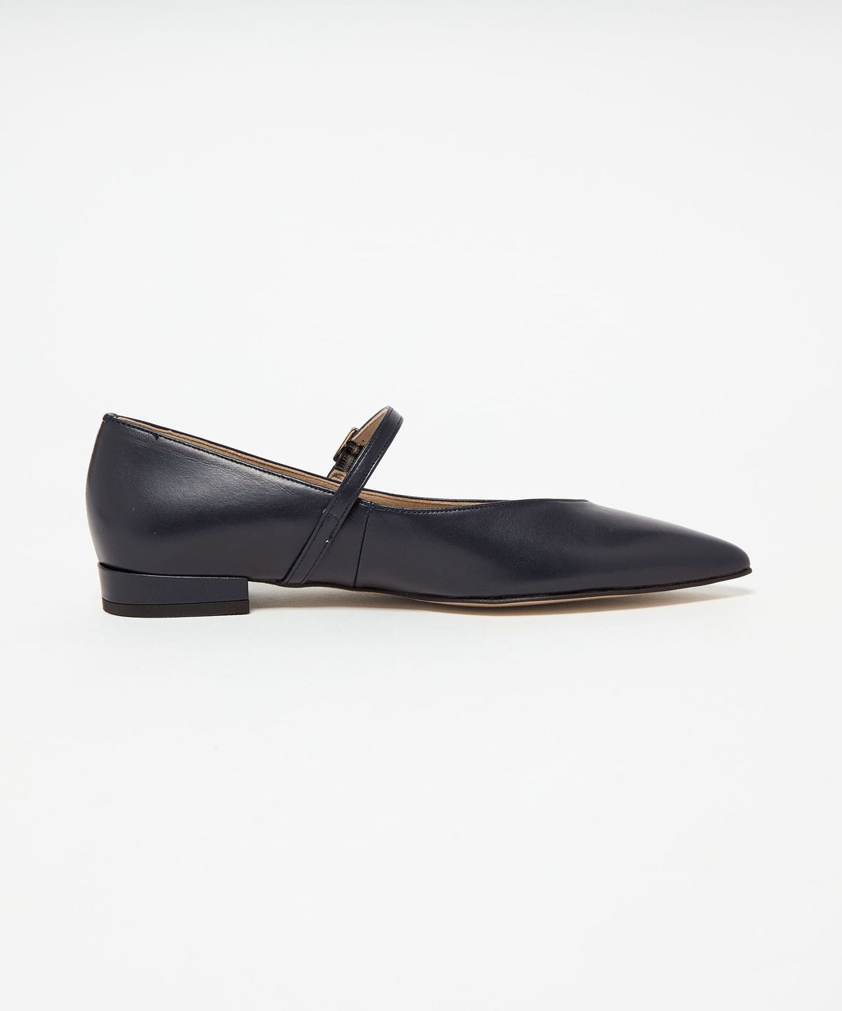 Web Exclusive: Pointed Strap Flats 20■↓↑