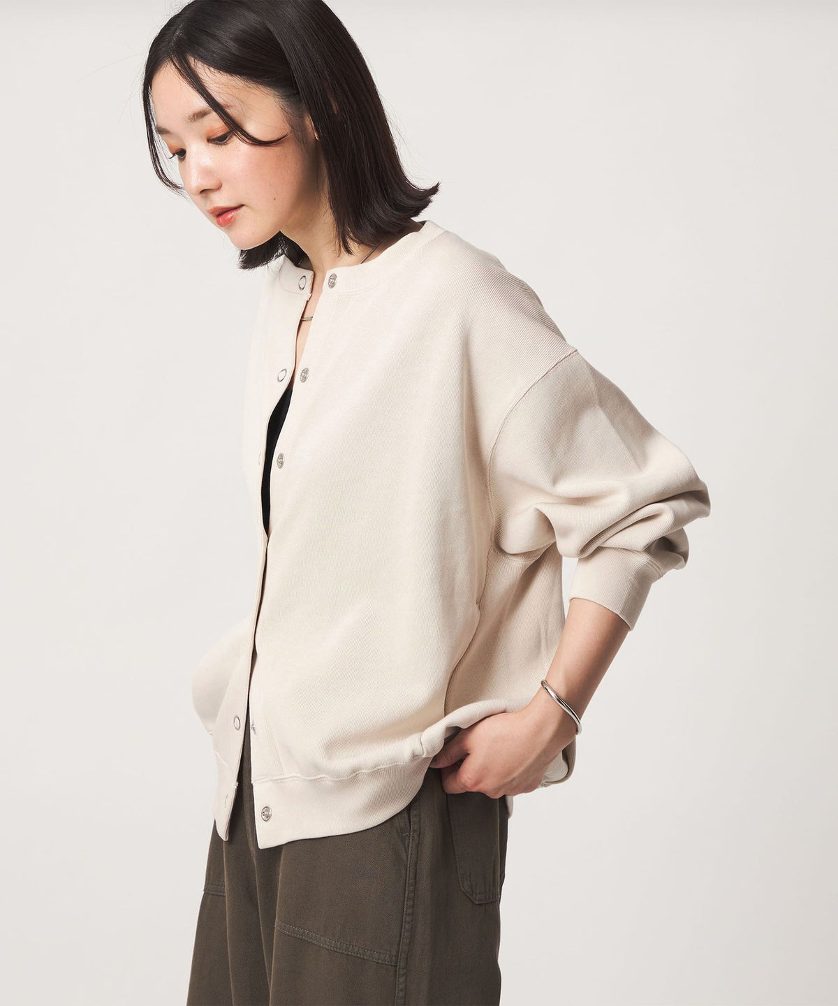 WEB Exclusive: <at ease> Double Face Crew Neck Cut-and-Sew Cardigan