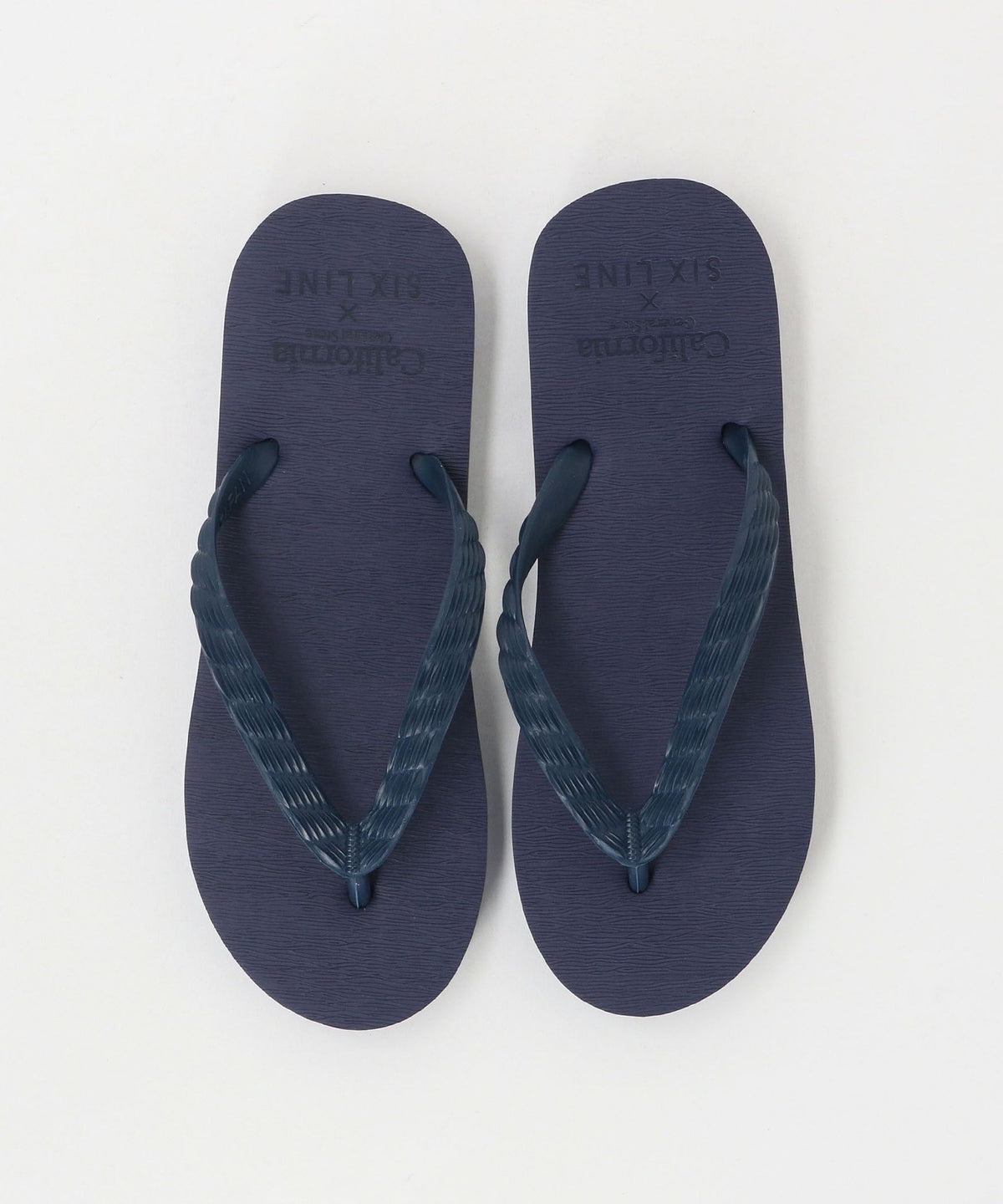 <SIX LINE x CGS.> BEACH SANDAL