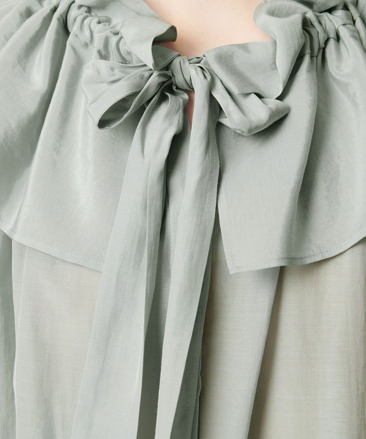 <AEWEN MATOPH> Gathered Ribbon Sleeveless Blouse - Washable