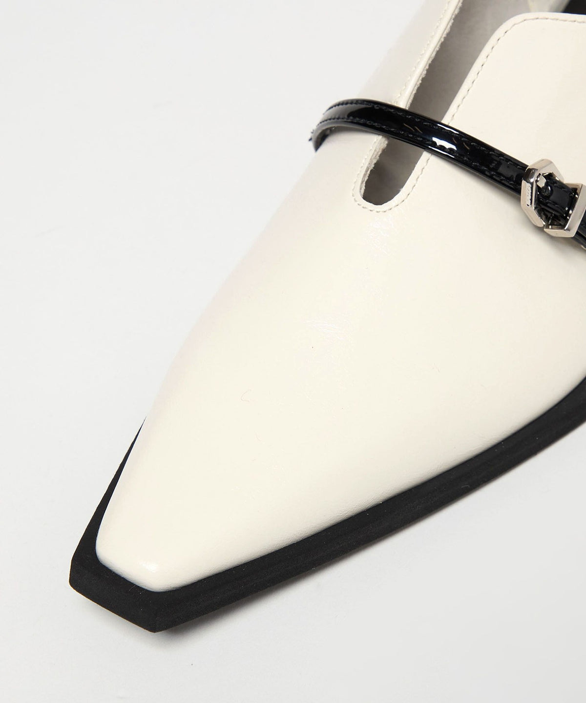 <SY> Edge Piece Slit Belt Flat 20↑