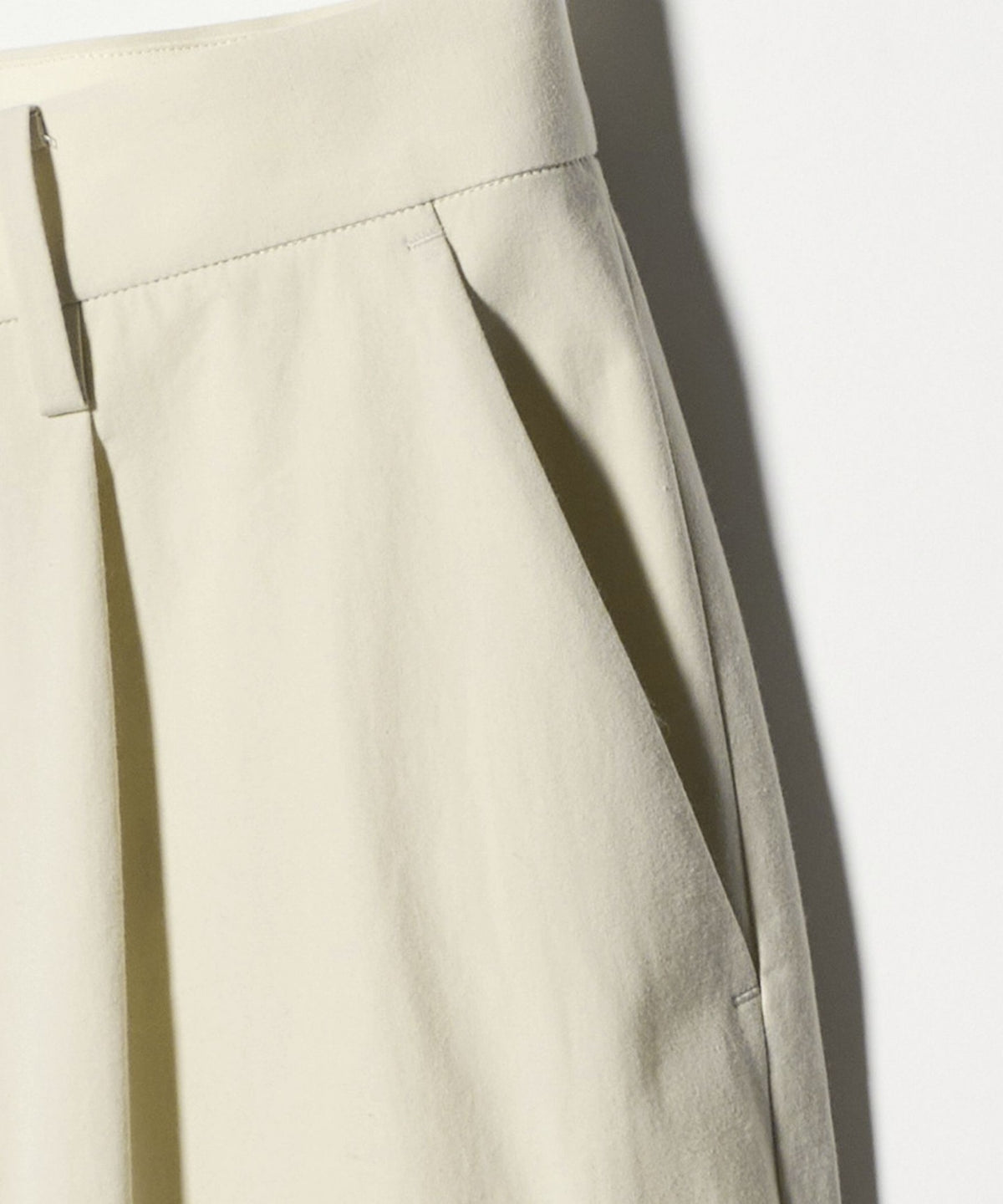 ＜Thingless＞ Pantalon large coupe ballon