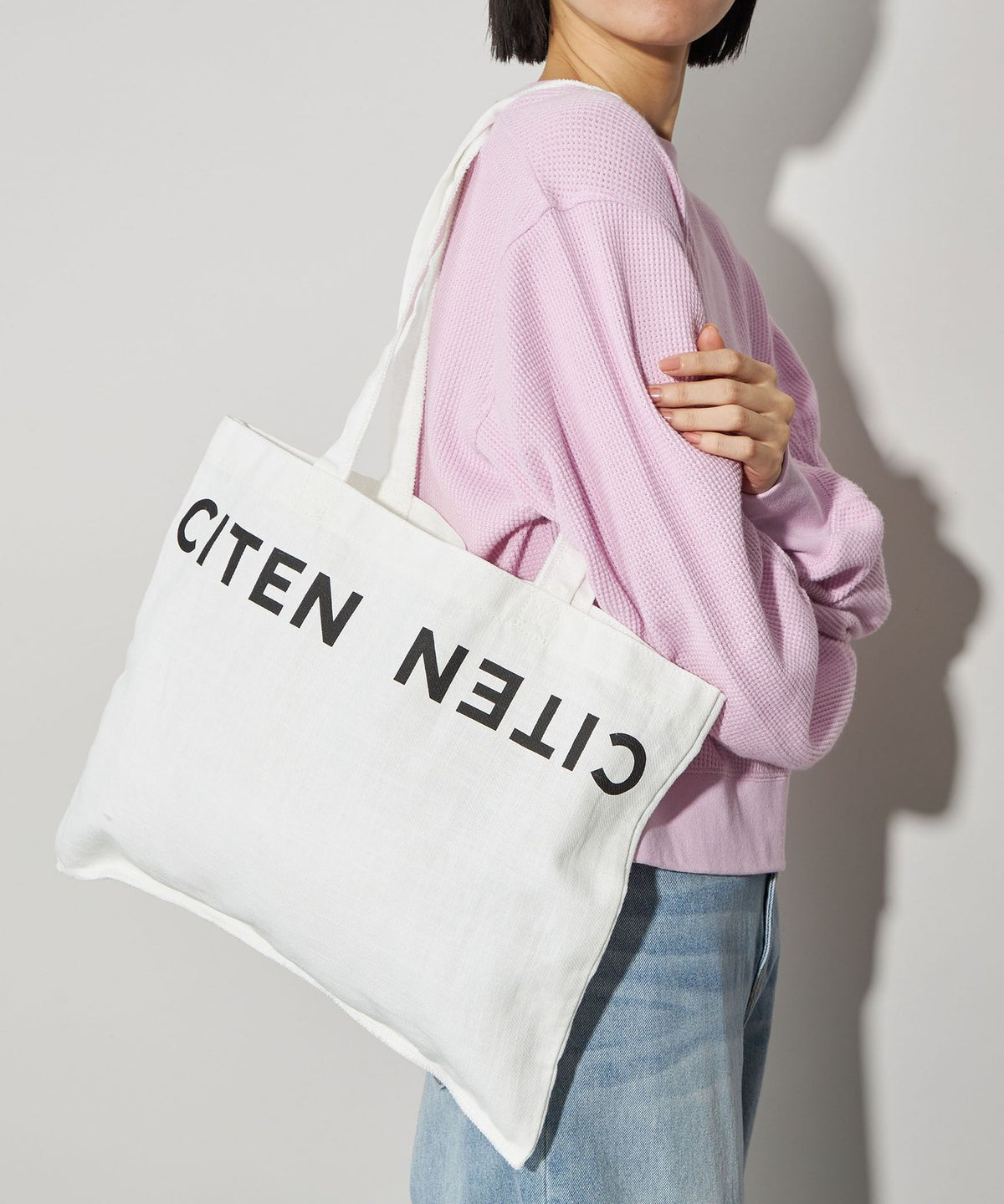 ＜CITEN＞CITEN标志印花托特包