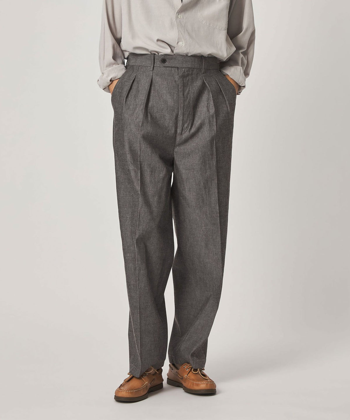 ＜Steven Alan＞ デニムシャンブレー イン ツープリーツ ドレス トラウザーズ