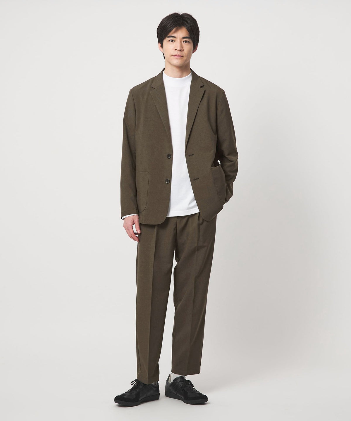 WEB Exclusive: <JUST fit> Dry Polyester Relaxed Set-up -Moisture-wicking & Quick-drying-