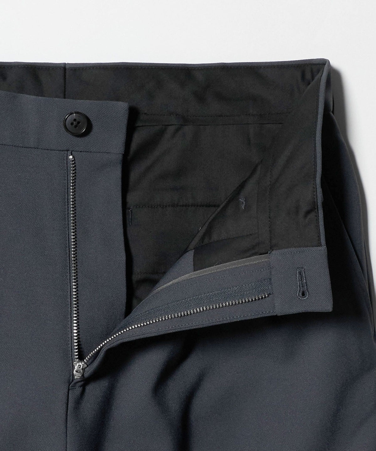 Aero Twill 双褶 NO.9 阔腿休闲裤