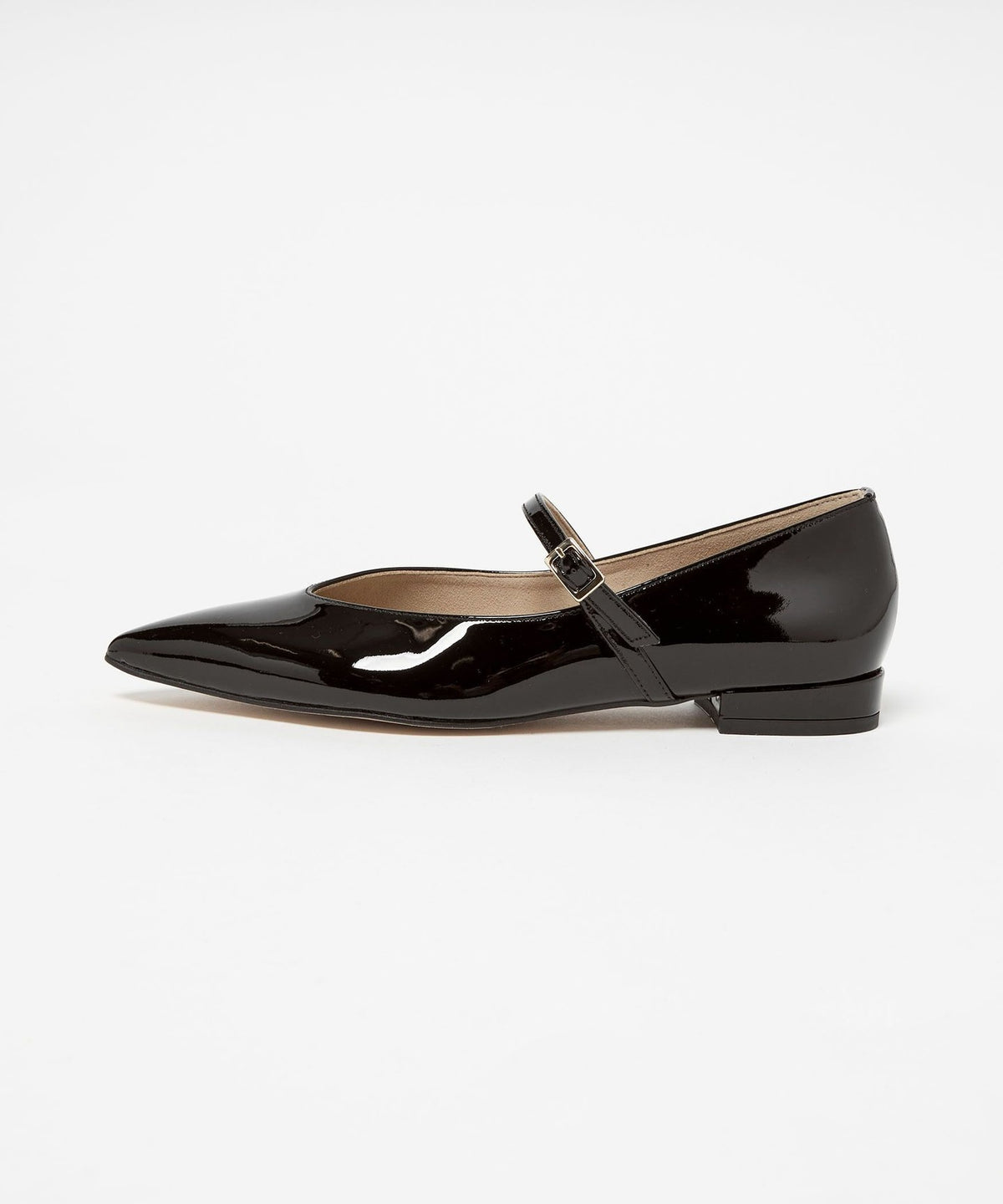 Web Exclusive: Pointed Strap Flats 20■↓↑