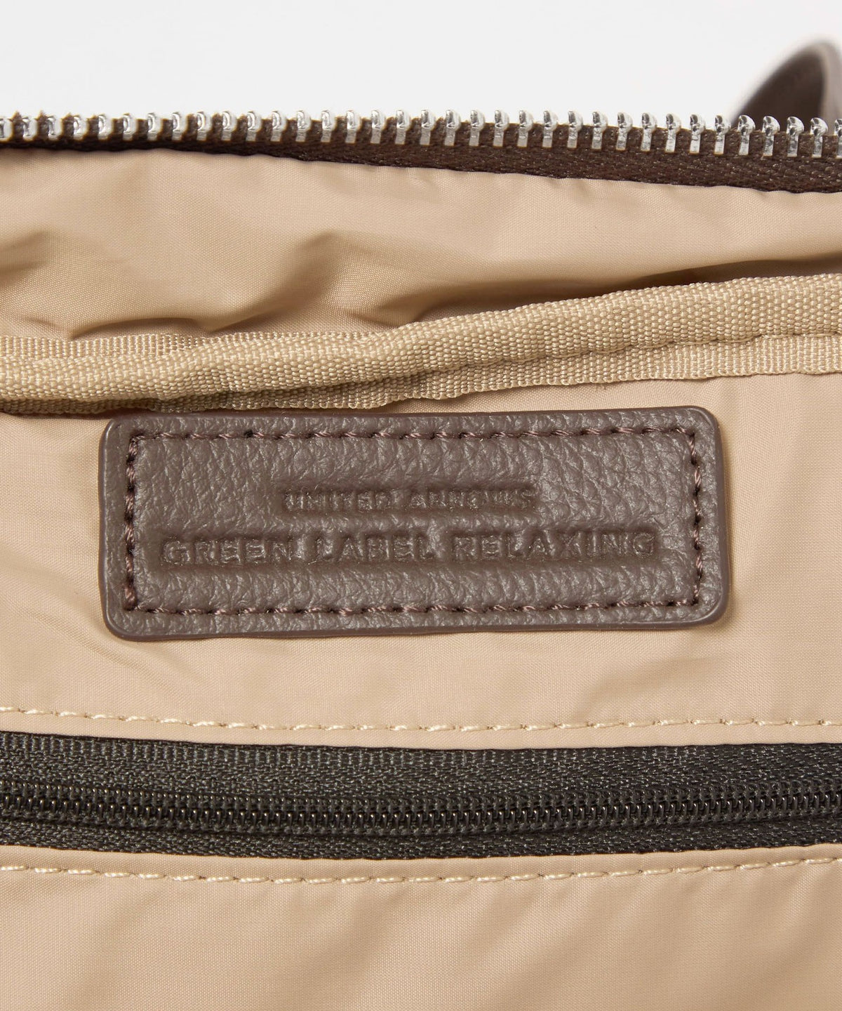 <PARTE> Water-Repellent 2-Way Gathered Boston Bag