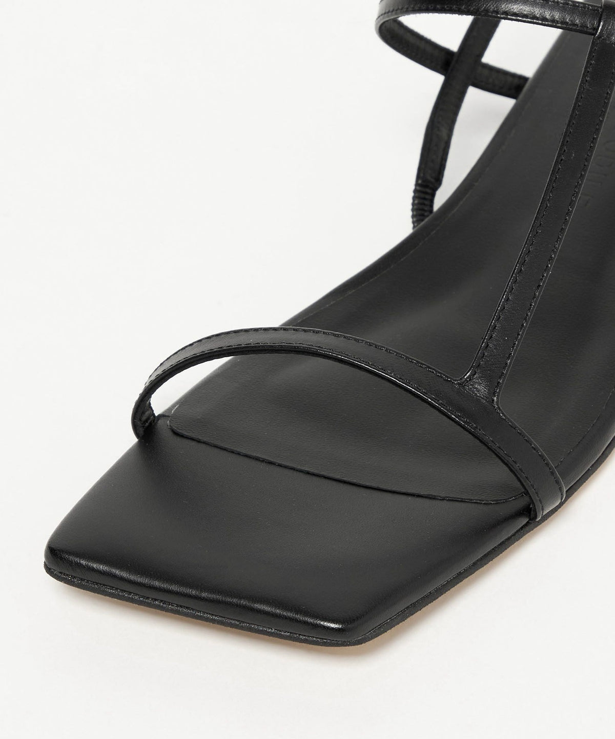 Asymmetrical Line Sandals 20↑