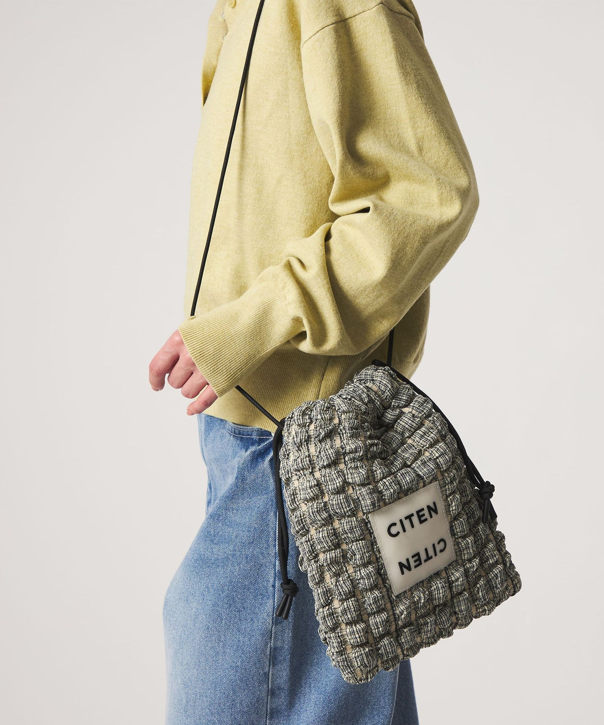 <CITEN> Check Popcorn Drawstring Shoulder Bag