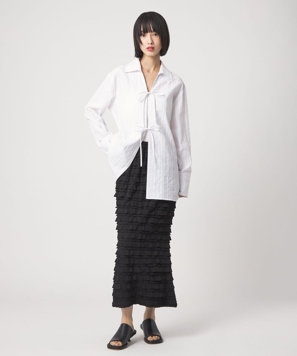 <EMMEL REFINES> EM Cotton Dobby Stripe Ribbon Shirt