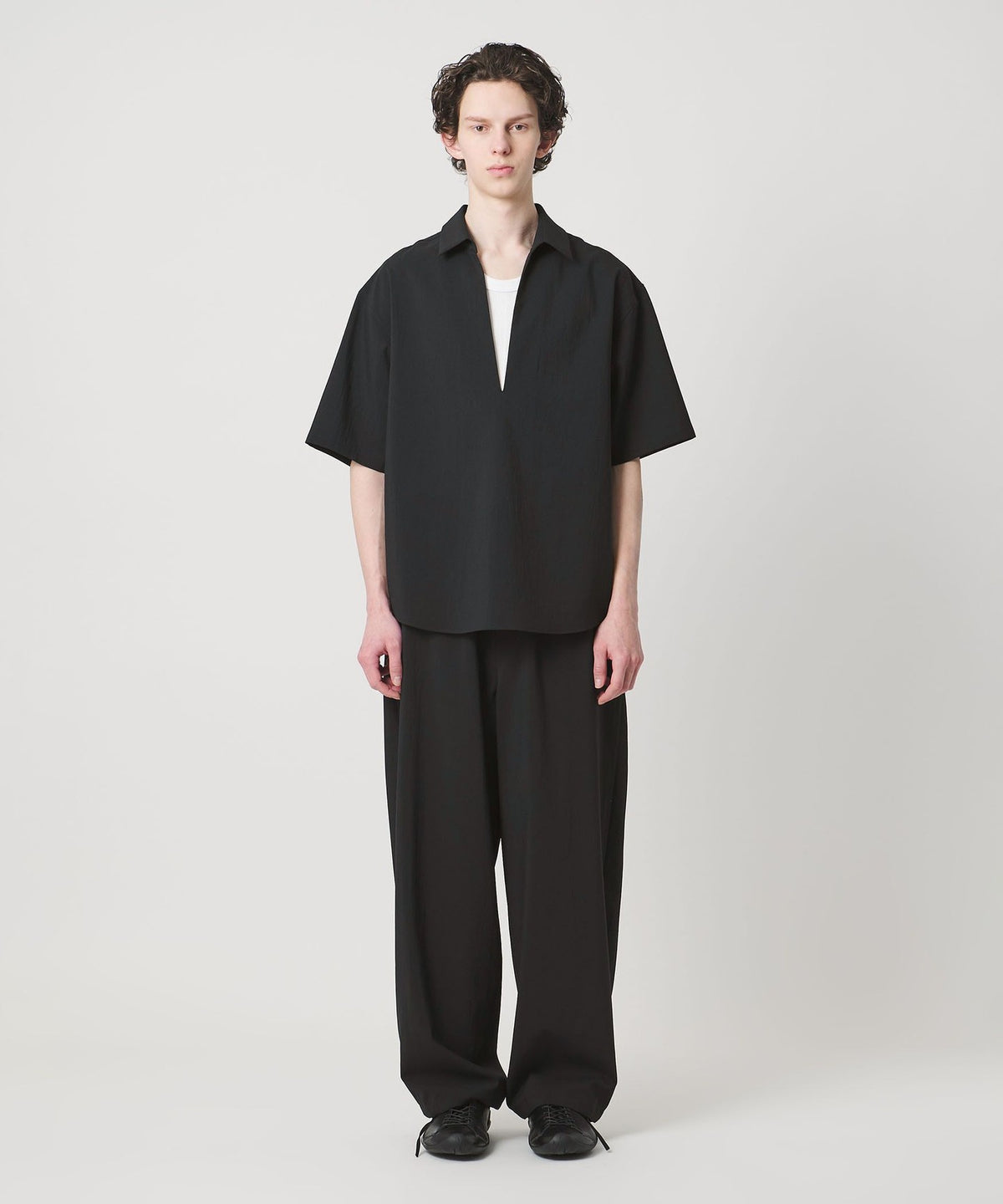 RENU TRO Series Deep V-Neck Shirt - Matching Set Available