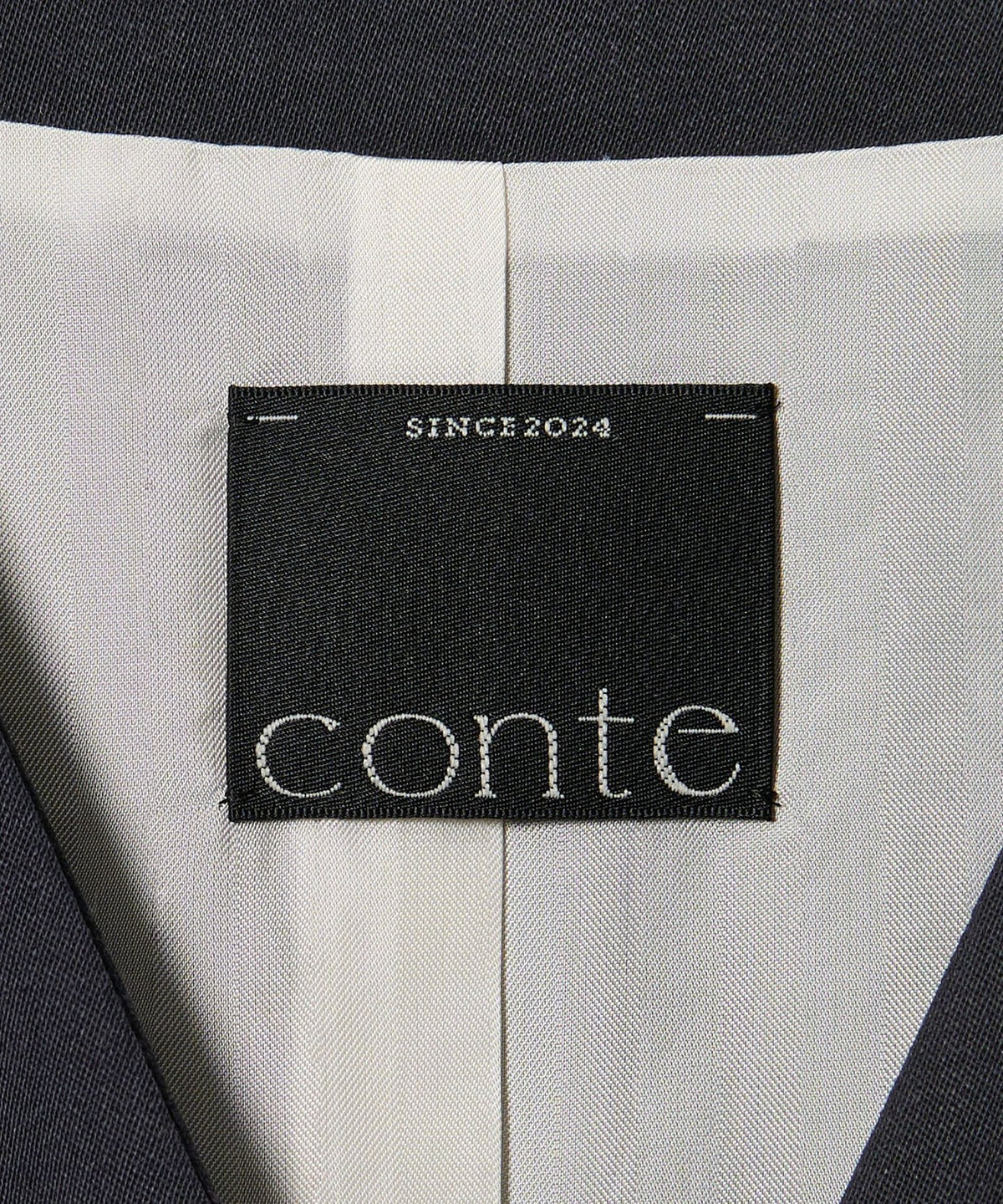<conte>系带马甲