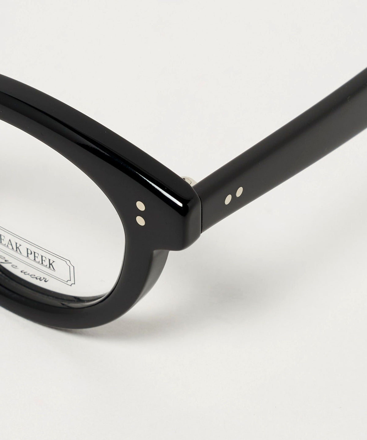＜SNEAK PEEK＞ Black Dog/चश्मा